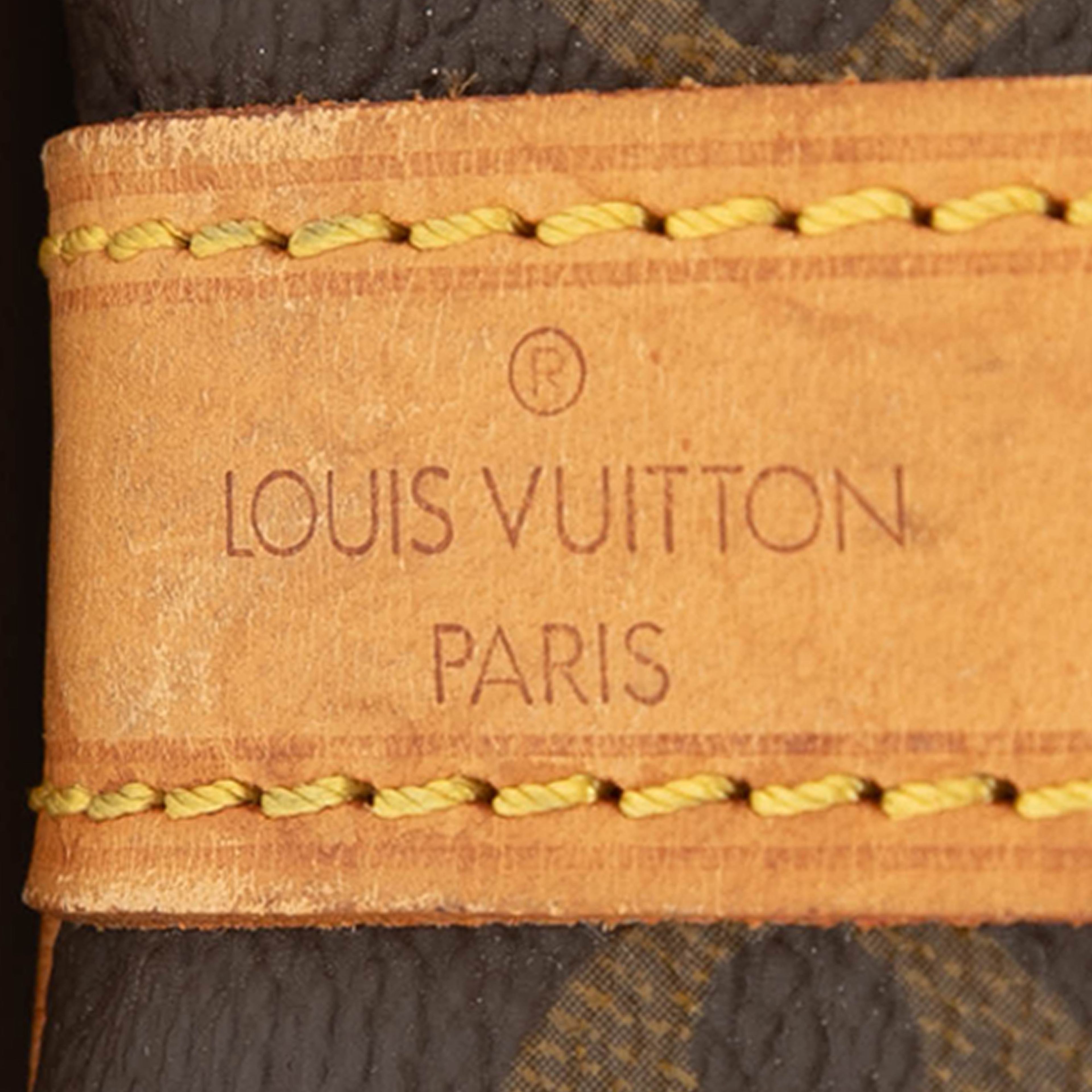 Louis Vuitton Monogram Petit Noe, från Luxclusif, i färgen brun. Klicka för att öppna bilden i stort format