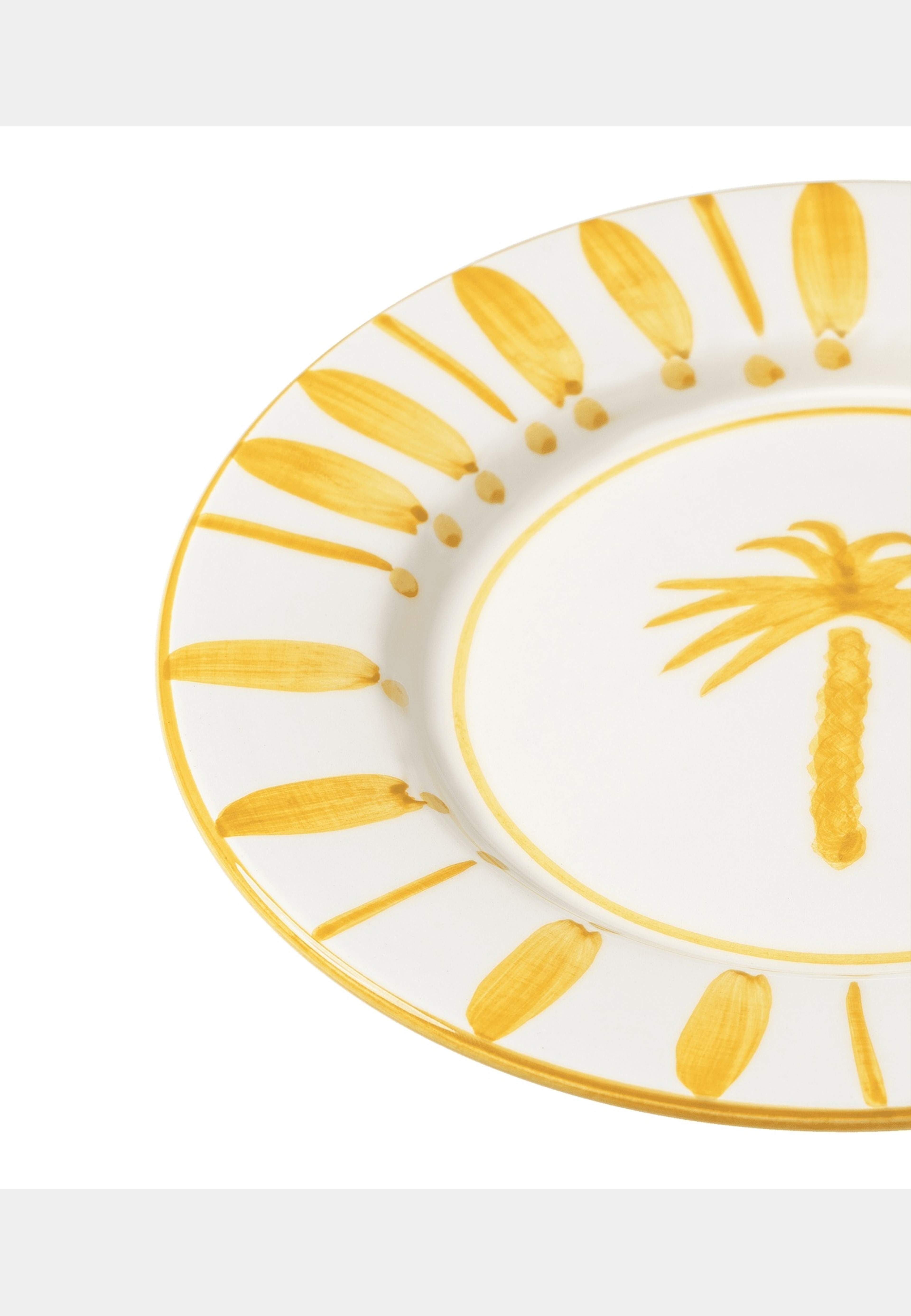 Cannes Assiett - 22 Cm, från Pick A Poppy, i färgen yellow. Klicka för att öppna bilden i stort format