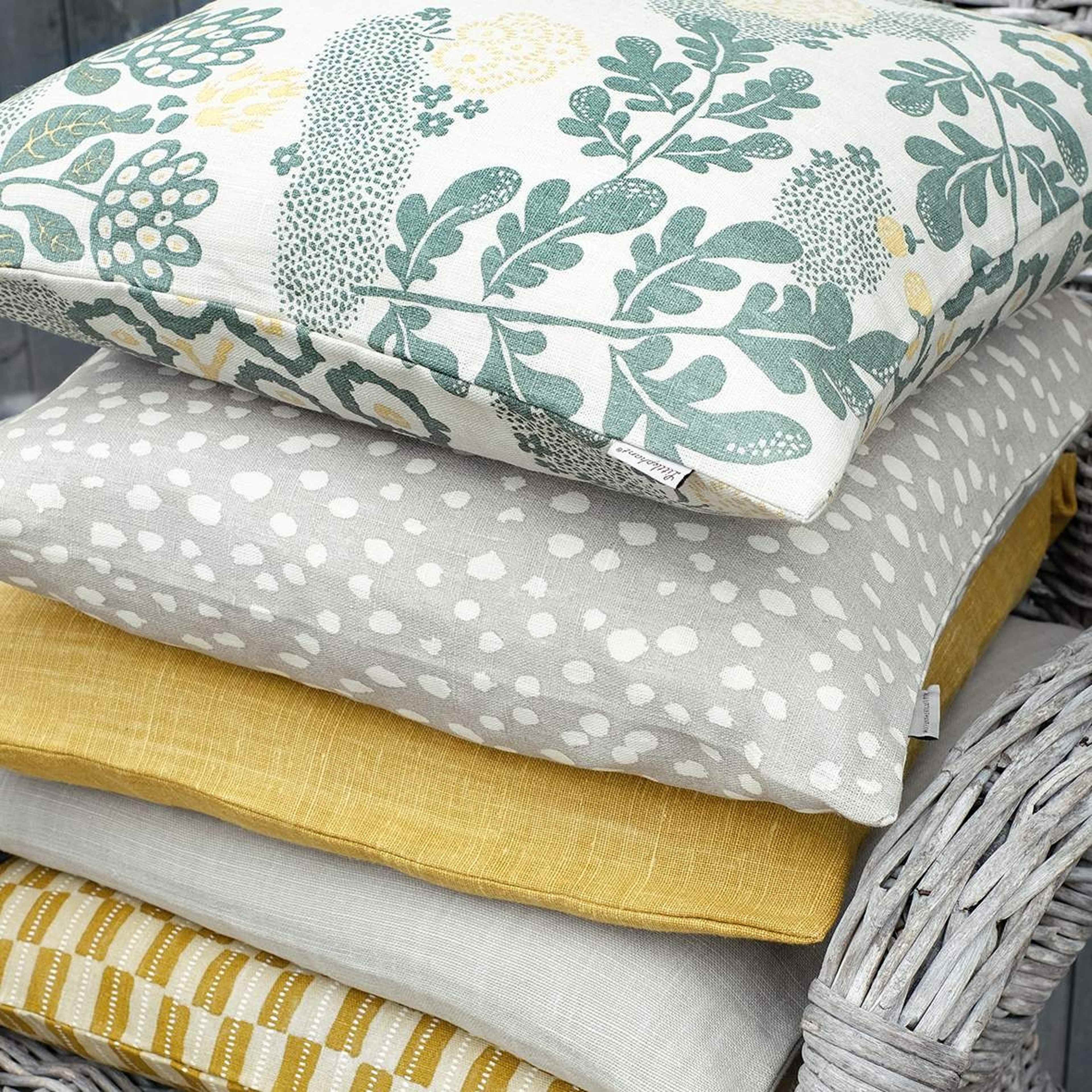 Löpmetertyg May - Sand/forest Green/rye