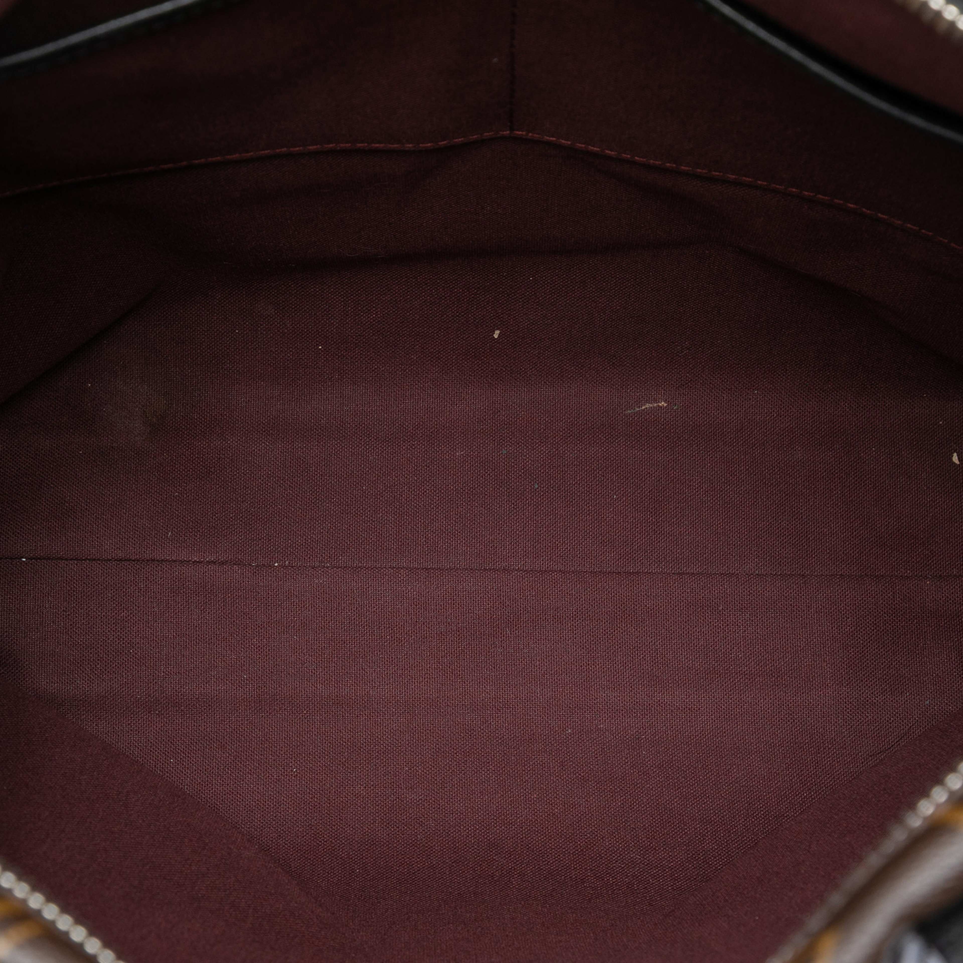 Louis Vuitton Monogram Macassar Kitan, från Luxclusif, i färgen brown. Klicka för att öppna bilden i stort format