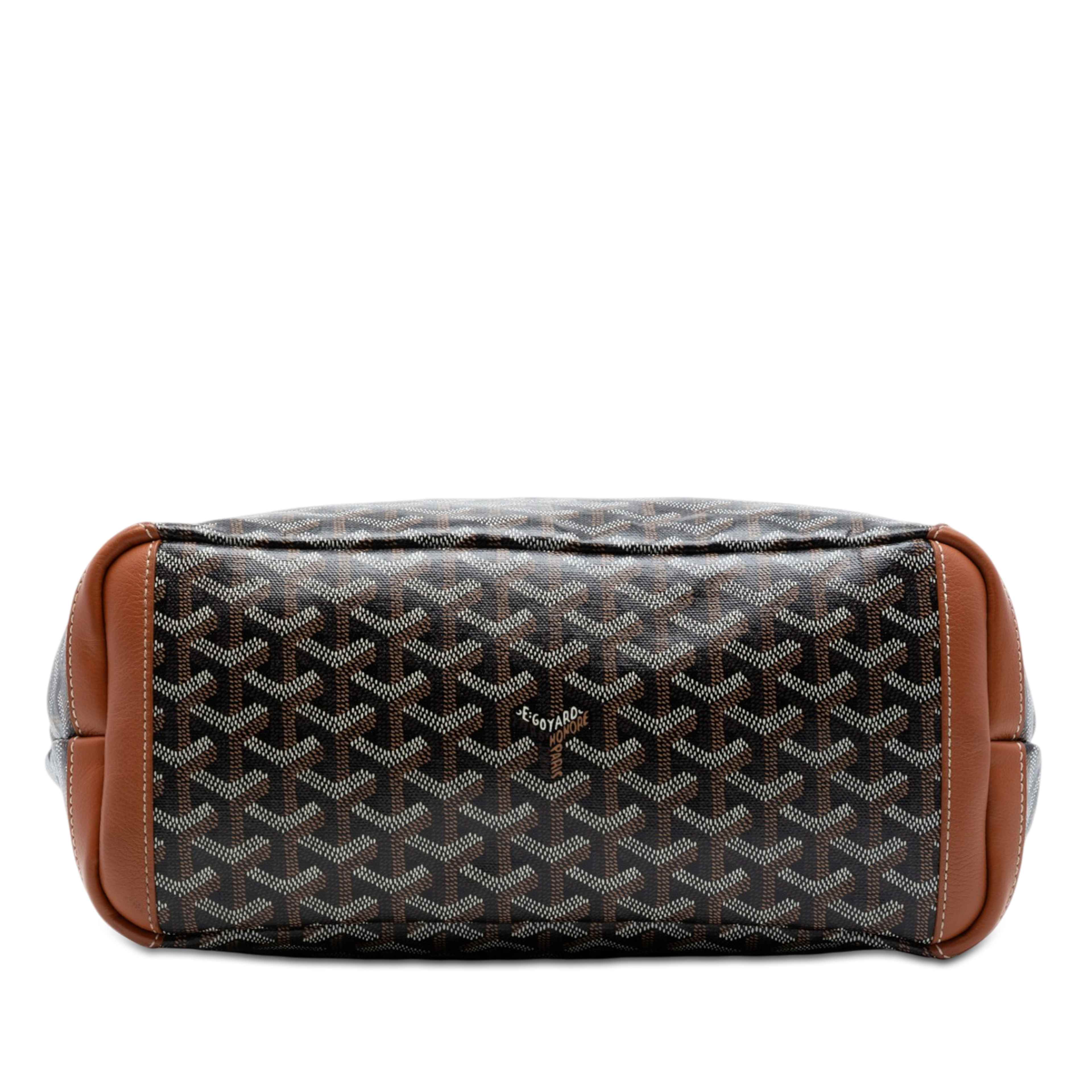 Goyard Goyardine Artois Pm, från Luxclusif, i färgen svart. Klicka för att öppna bilden i stort format