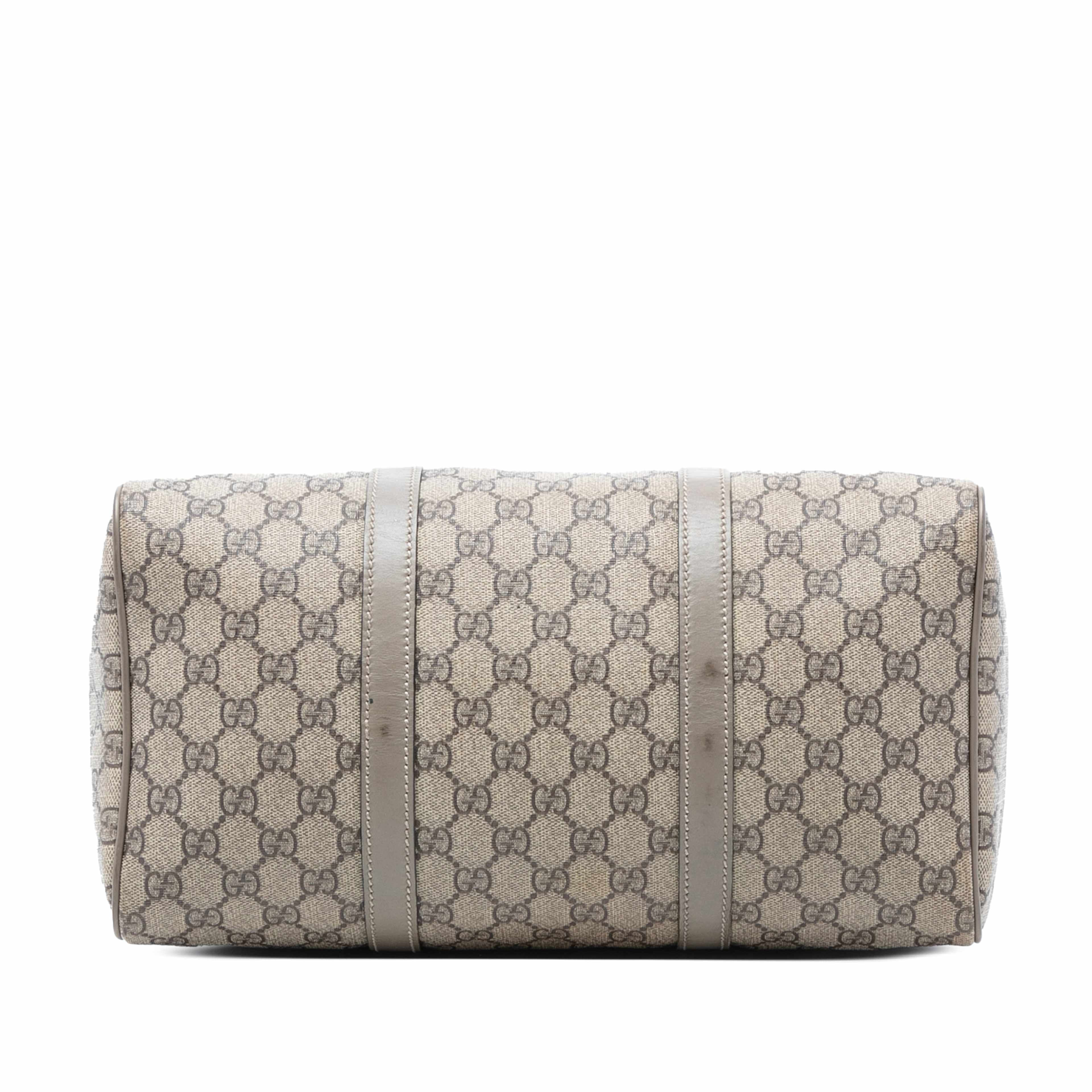 Gucci Small Gg Supreme Joy Boston Bag, från Luxclusif, i färgen beige. Klicka för att öppna bilden i stort format