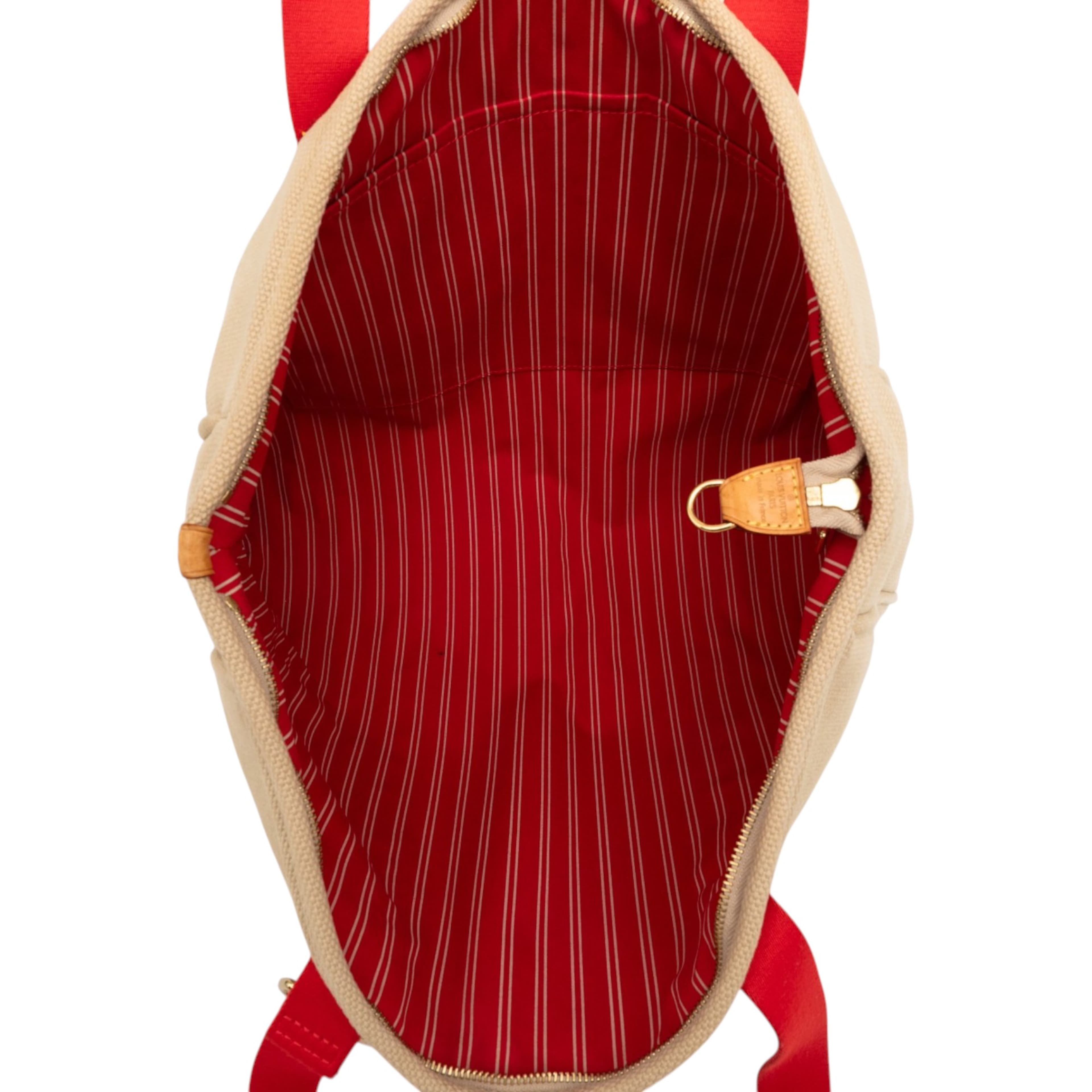 Louis Vuitton Antigua Cabas Gm, från Luxclusif, i färgen beige. Klicka för att öppna bilden i stort format
