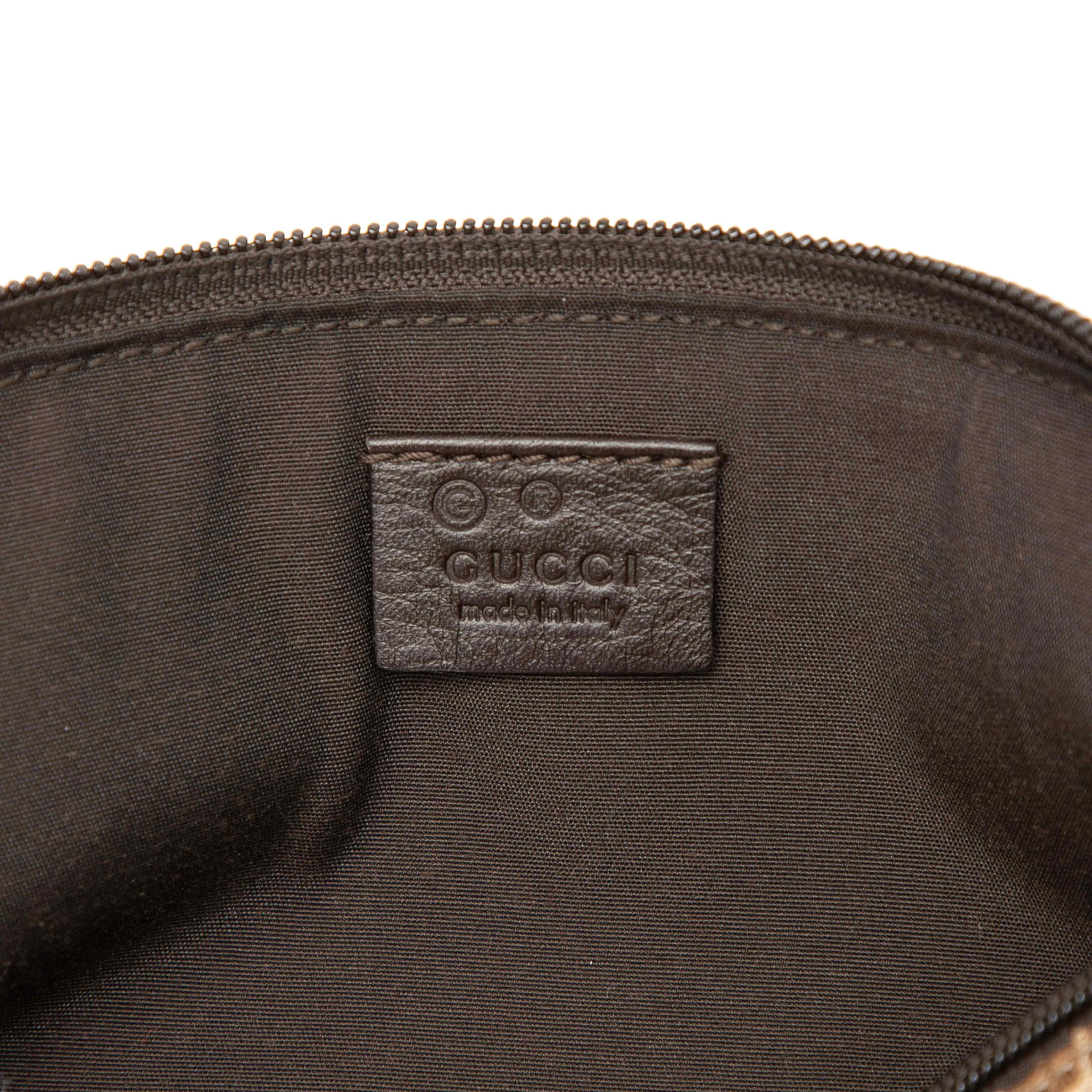 Gucci Printed Canvas Horsebit Boat, från Luxclusif, i färgen beige. Klicka för att öppna bilden i stort format