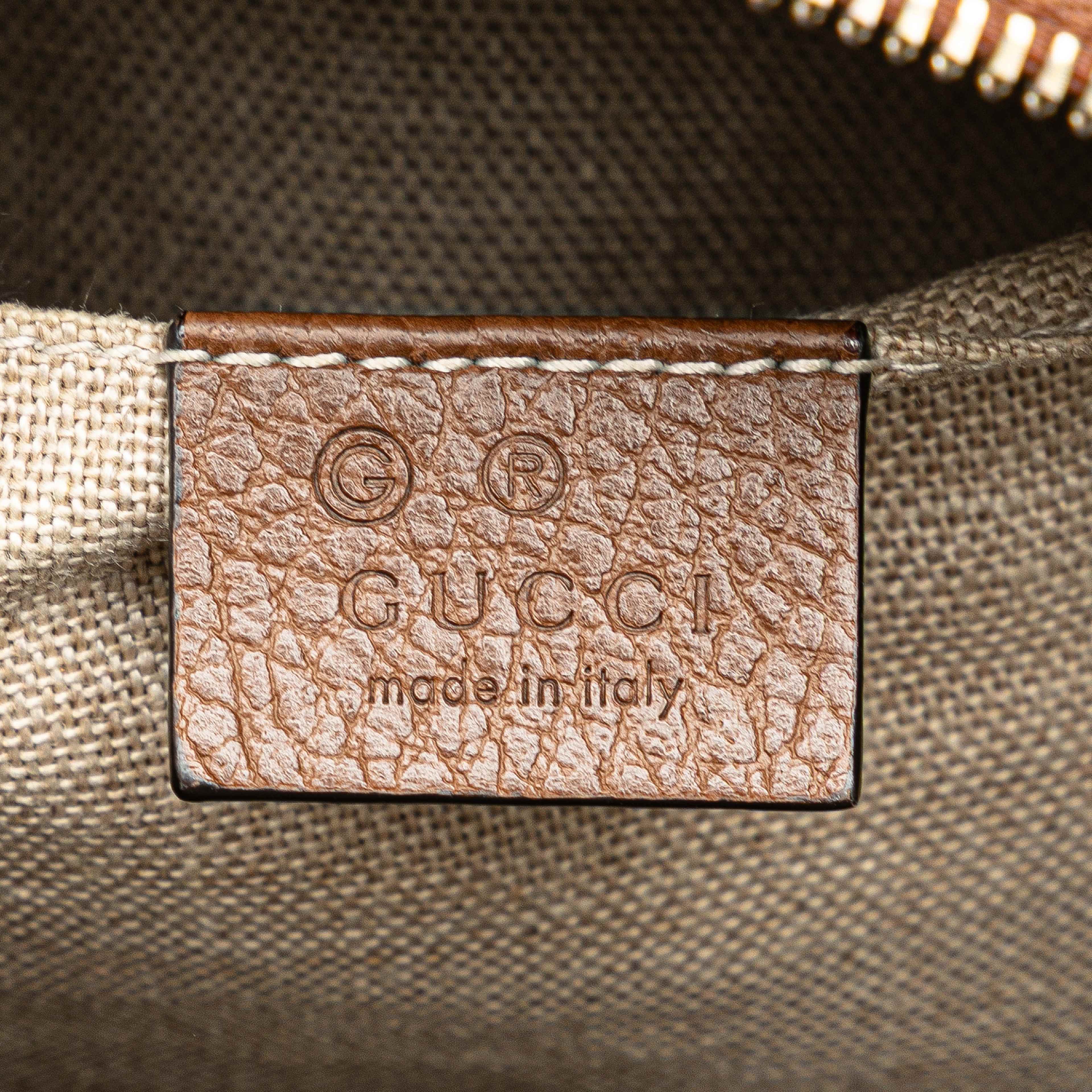 Gucci Gg Canvas Bree Crossbody, från Luxclusif, i färgen beige. Klicka för att öppna bilden i stort format