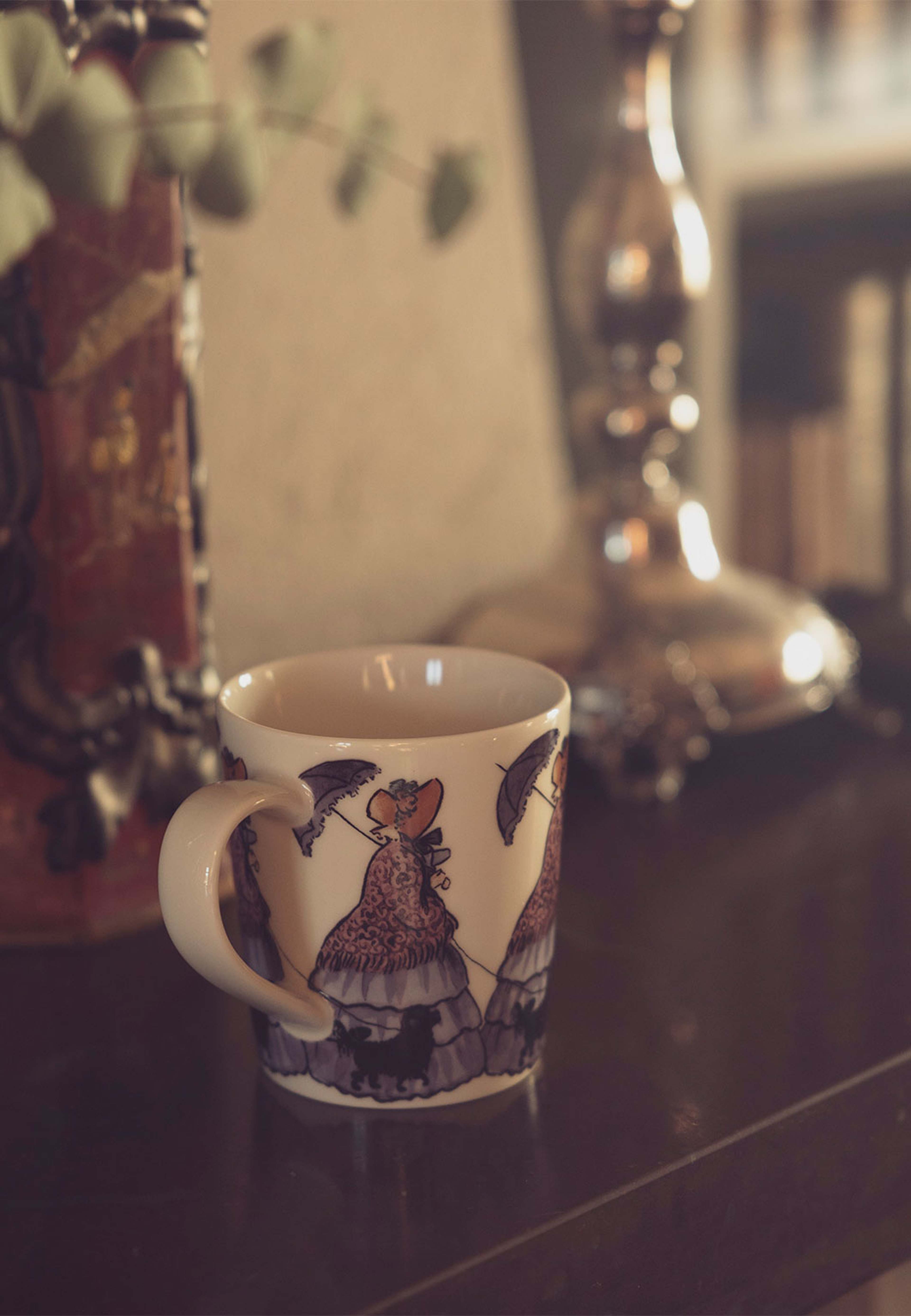 Elsa Beskow Mugg 40 cl with handle Aunt Lavender