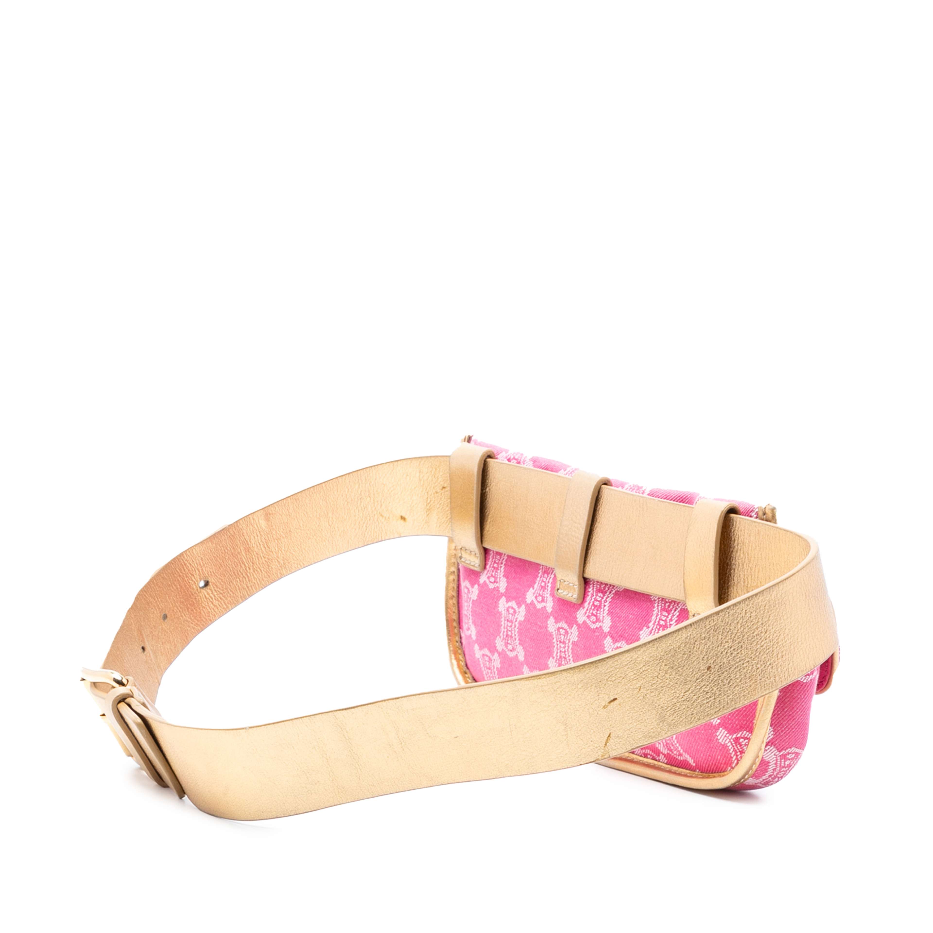 Celine Macadam Denim Double Pocket Belt Bag, från Luxclusif, i färgen pink. Klicka för att öppna bilden i stort format