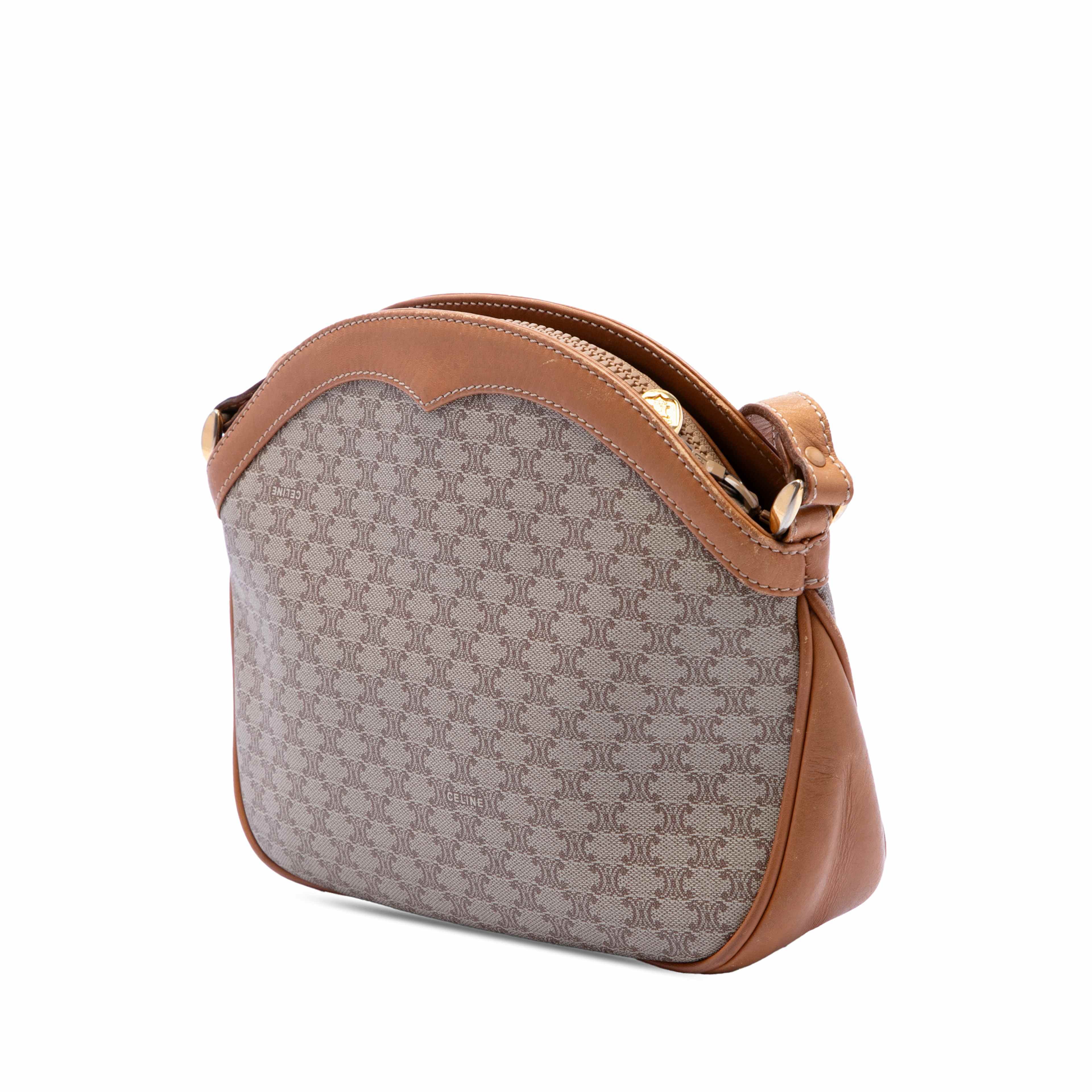 Celine Macadam Coated Canvas Crossbody, från Luxclusif, i färgen beige. Klicka för att öppna bilden i stort format