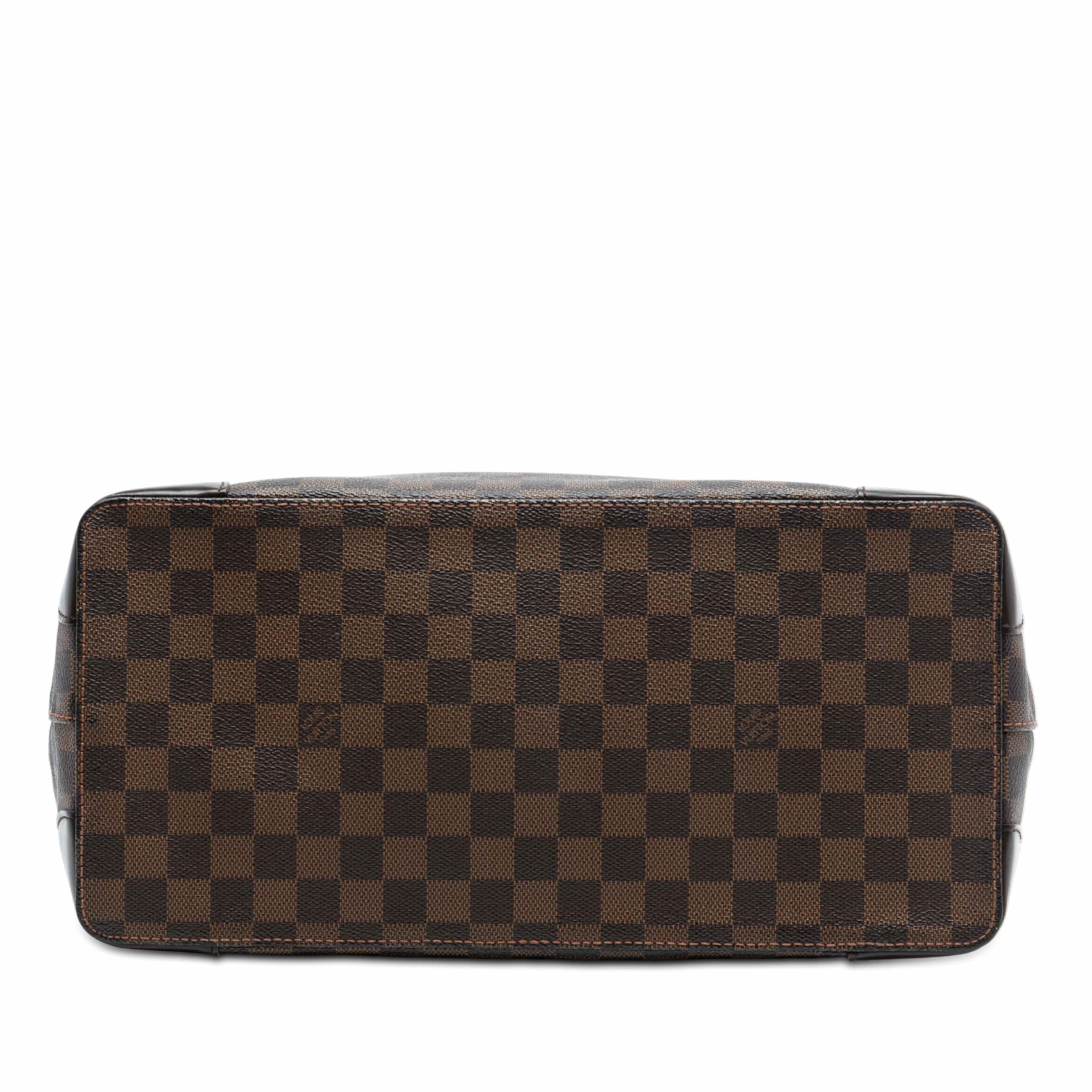 Louis Vuitton Damier Ebene Hampstead Mm, från Luxclusif, i färgen brown. Klicka för att öppna bilden i stort format