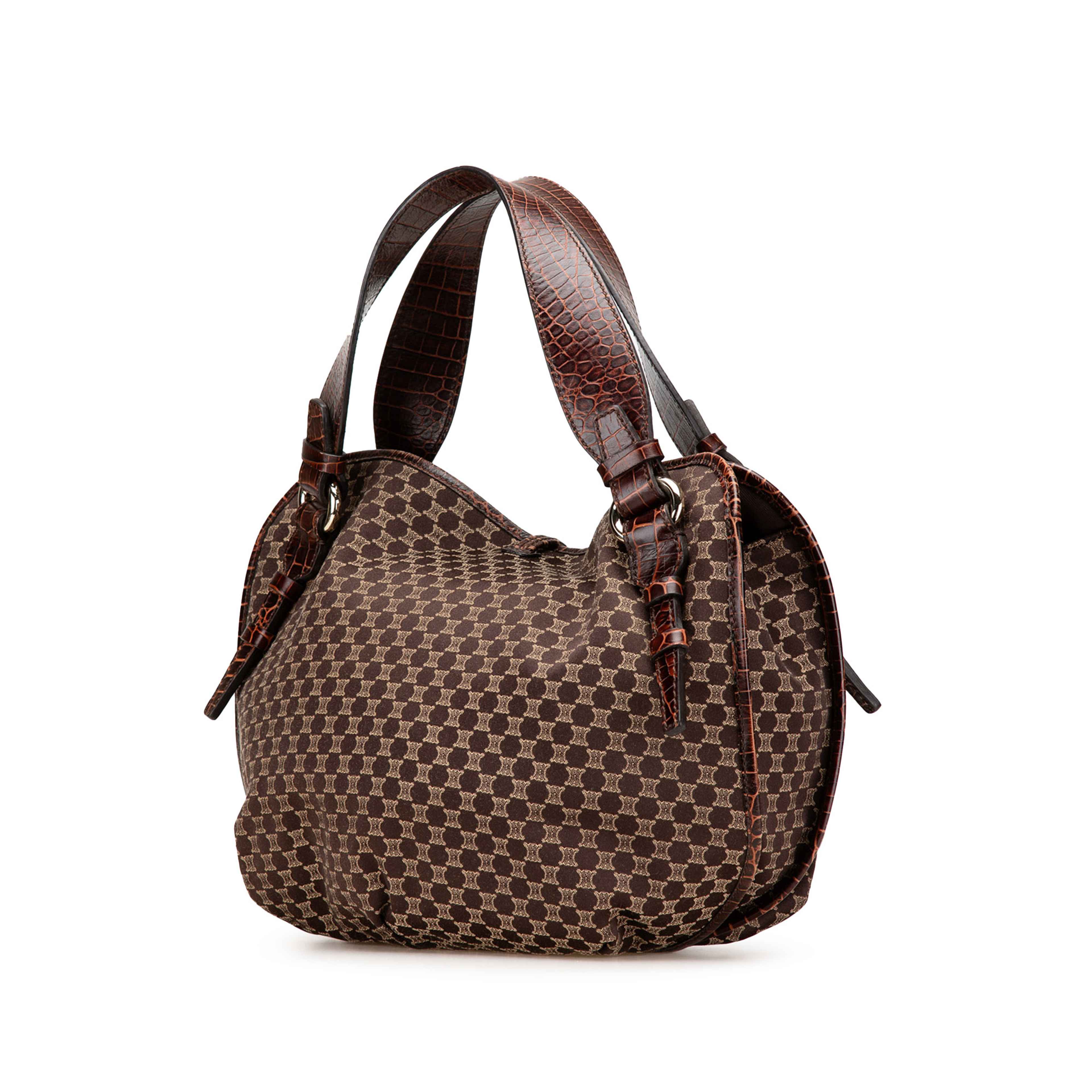 Celine Macadam Canvas Bittersweet Hobo, från Luxclusif, i färgen dark brown.