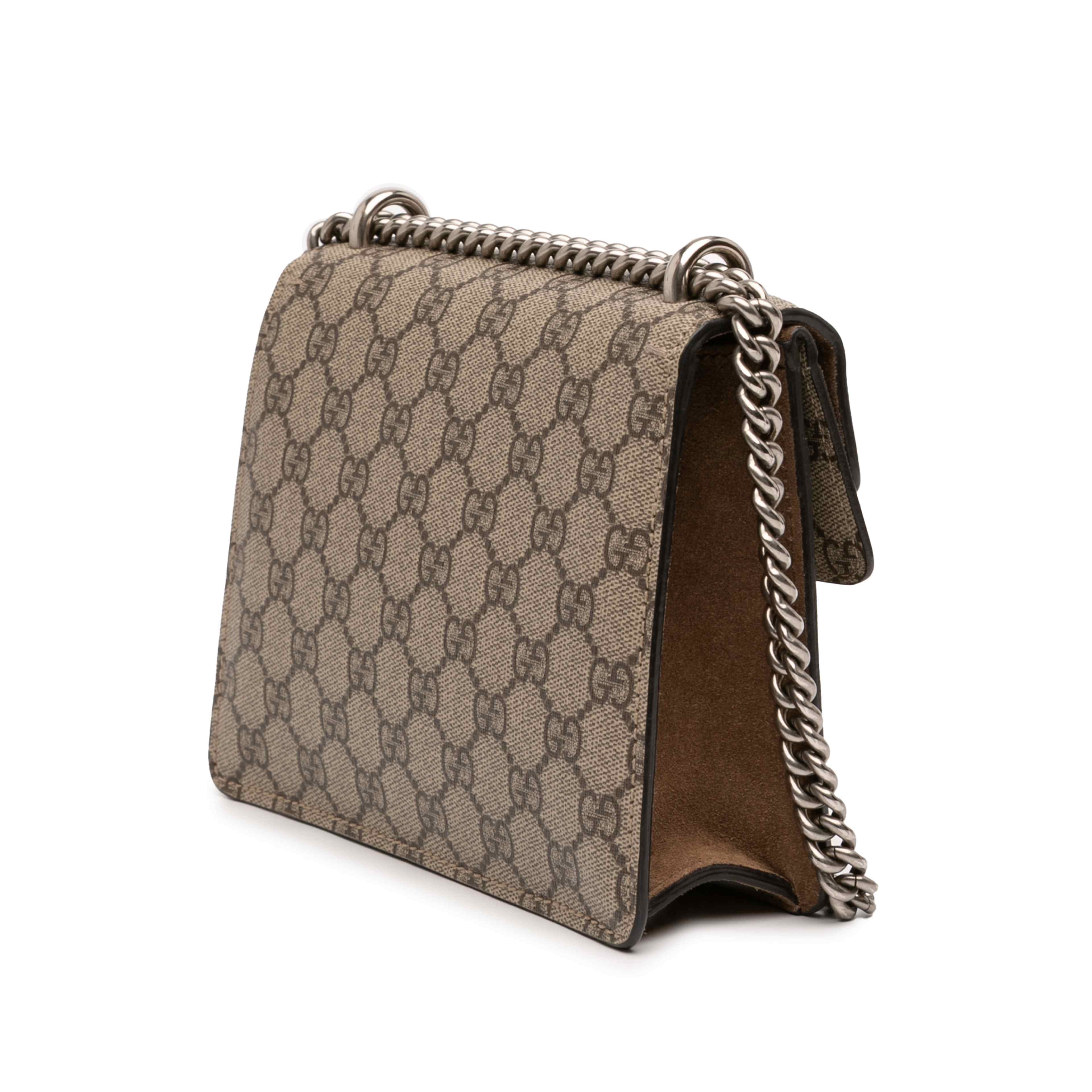 Gucci Small Gg Supreme Dionysus Crossbody, från Luxclusif, i färgen beige. Klicka för att öppna bilden i stort format