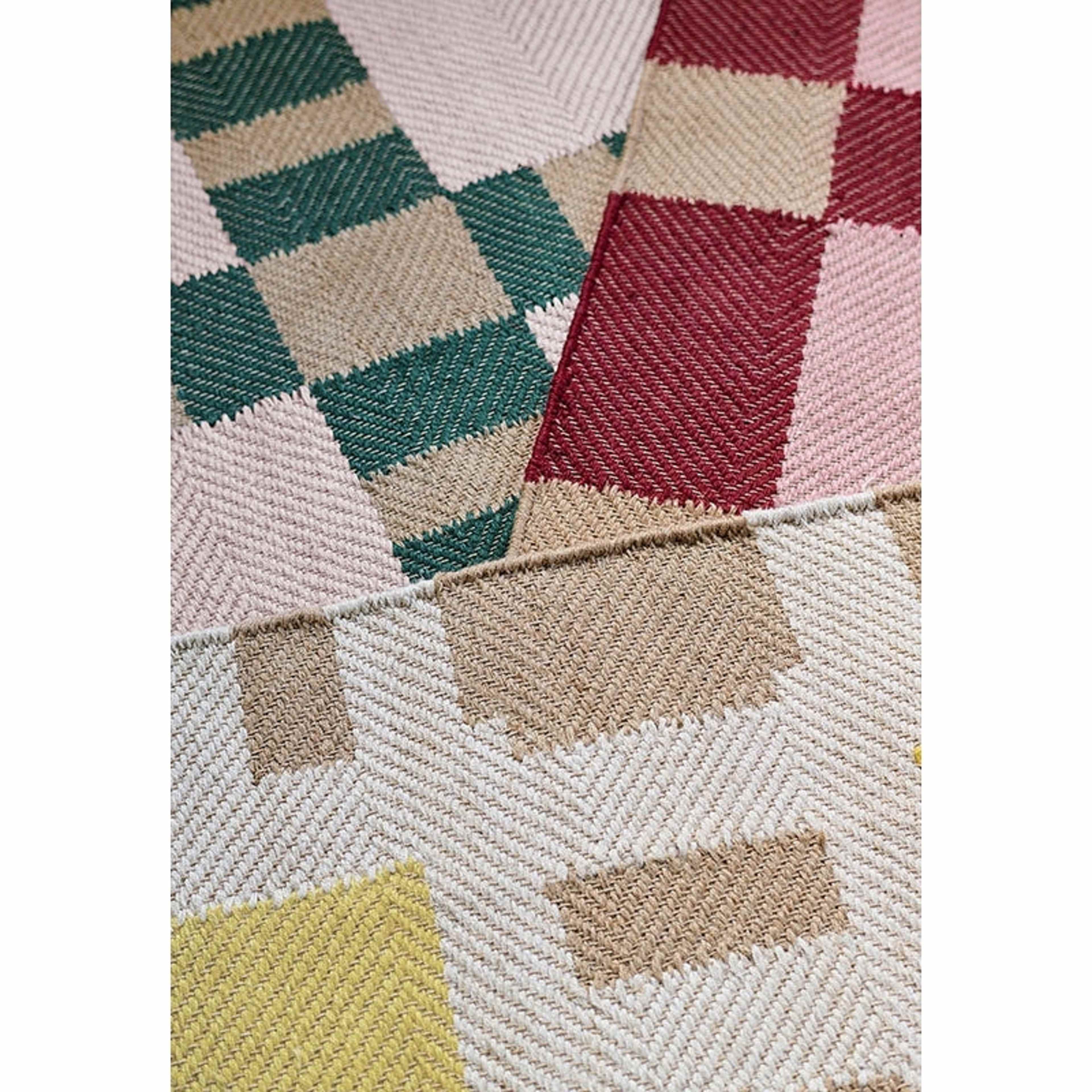 Evelina Kroon Matta Korean Chives Jute, från Layered, i färgen korean chives. Klicka för att öppna bilden i stort format