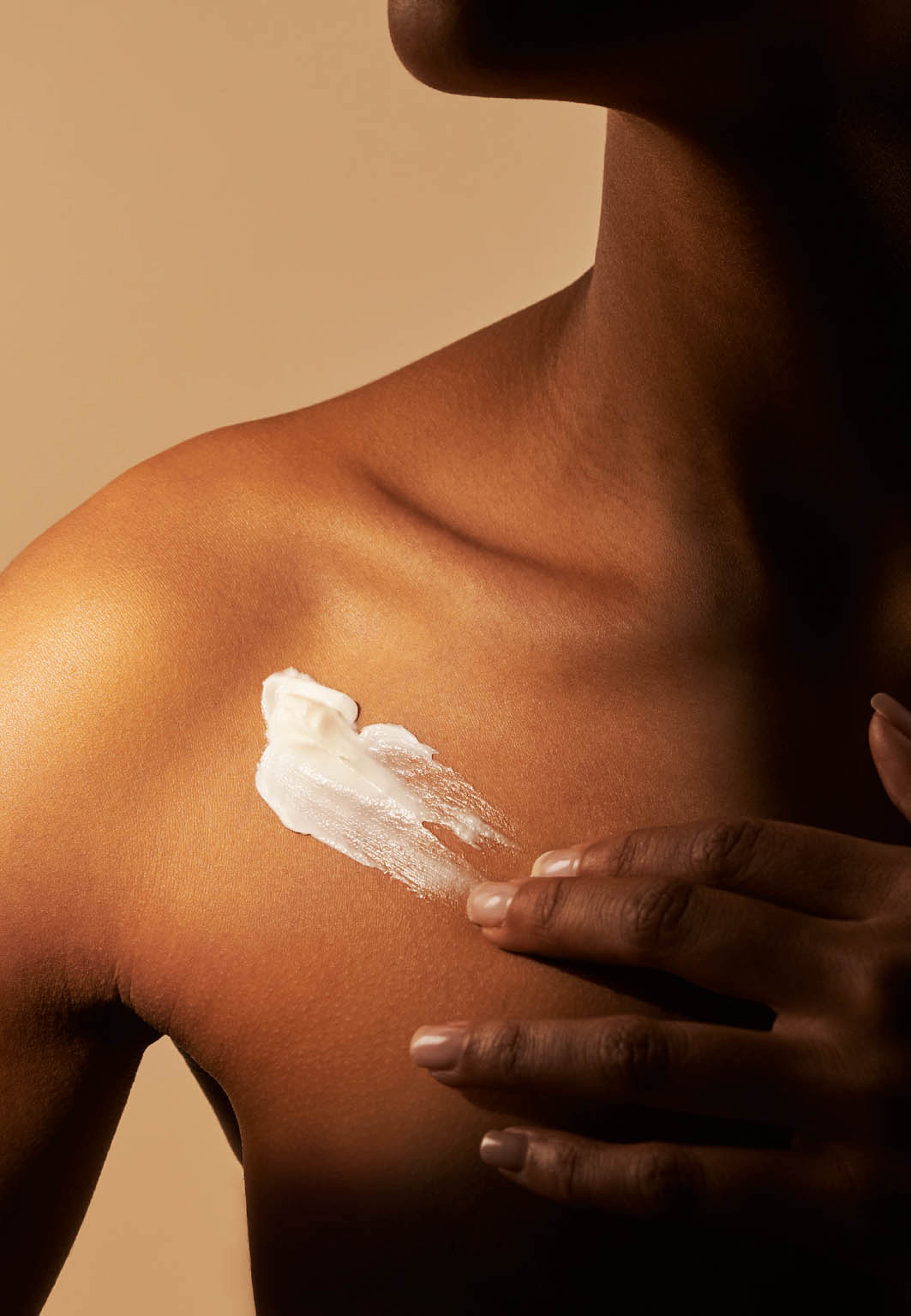 Velvet Oudh Whipped Body Cream, från Rituals. Klicka för att öppna bilden i stort format