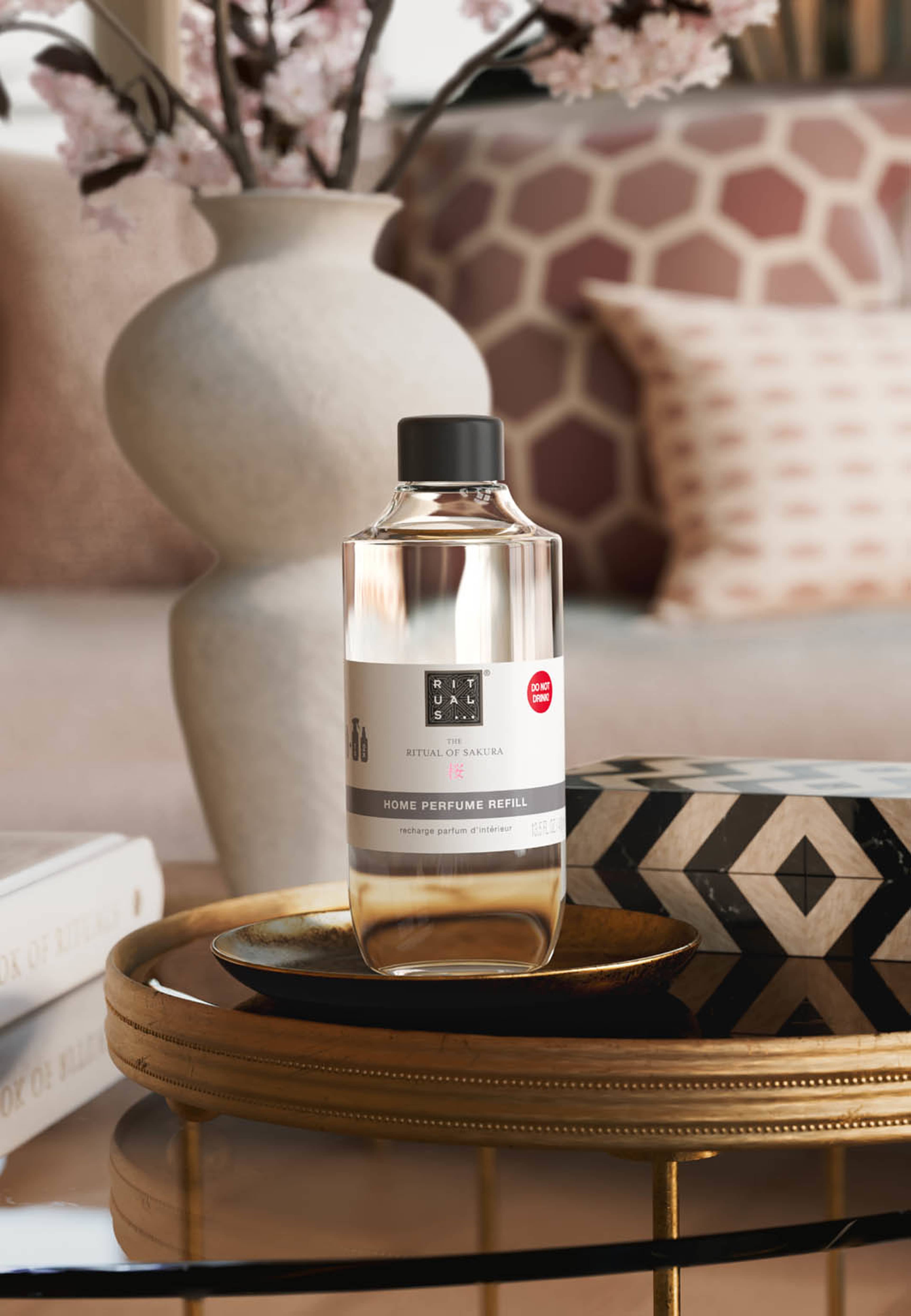 The Ritual of Sakura Home Perfume Refill, från Rituals. Klicka för att öppna bilden i stort format