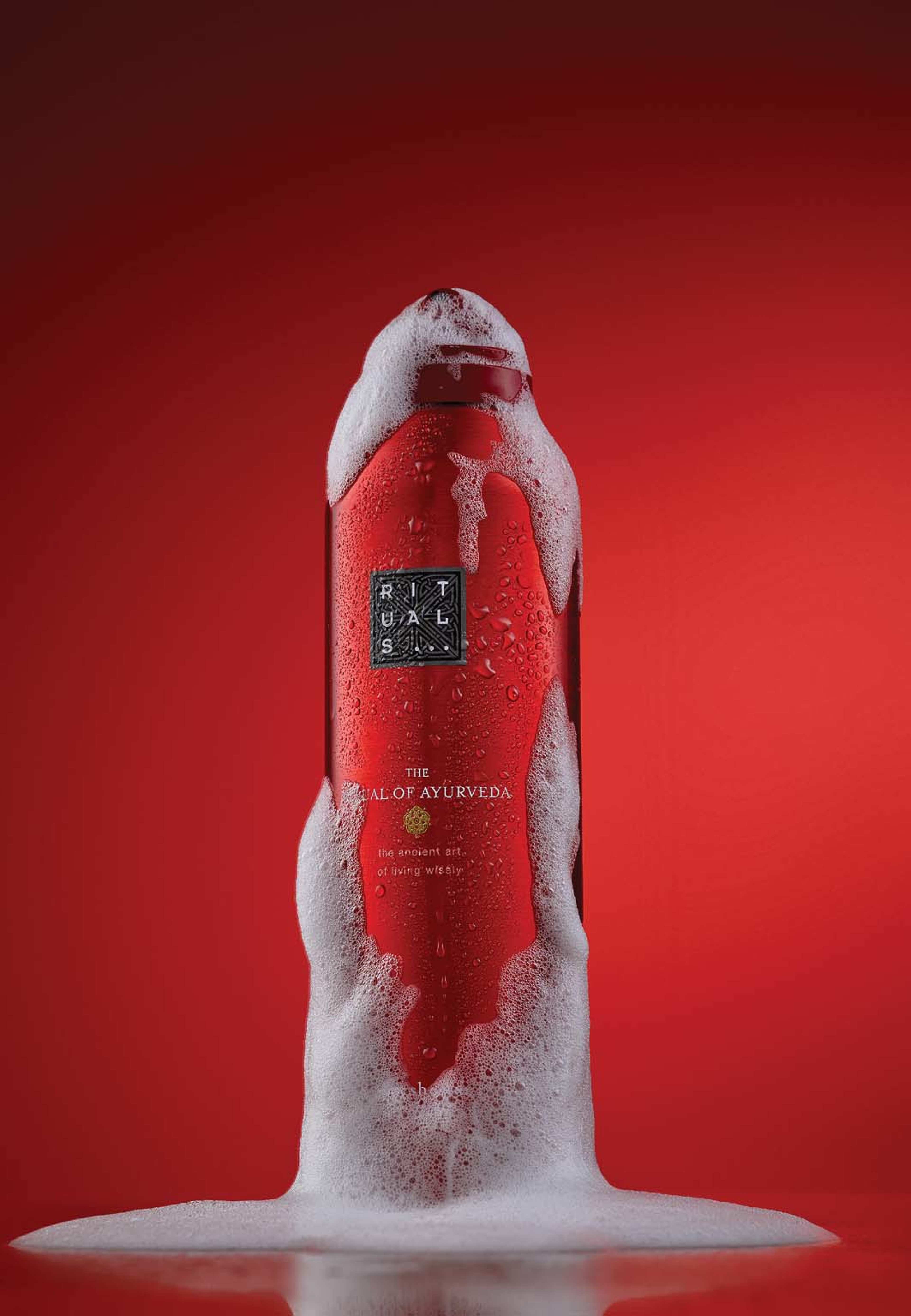 The Ritual of Ayurveda Foaming Shower Gel, från Rituals. Klicka för att öppna bilden i stort format