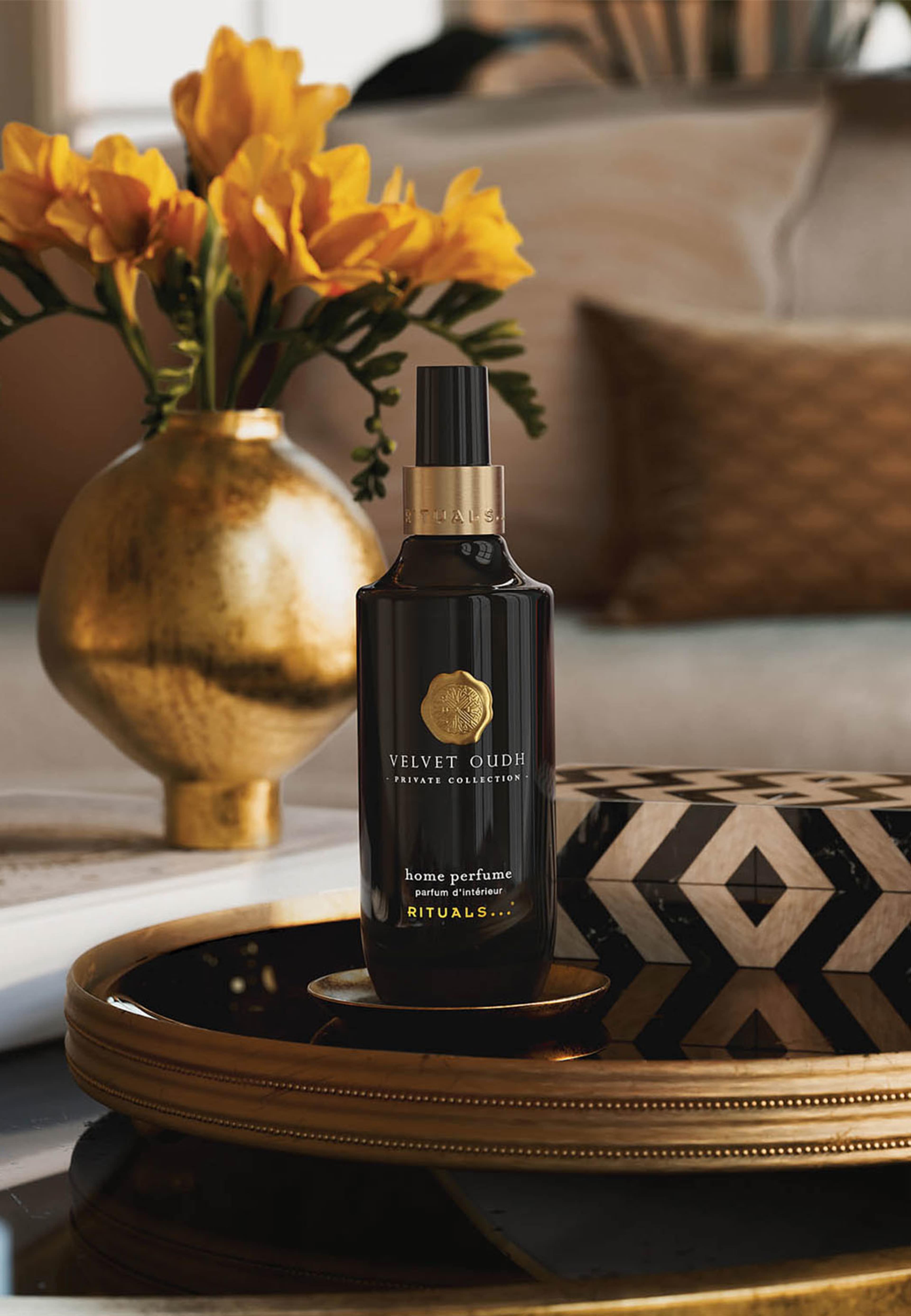 Velvet Oudh Home Perfume, från Rituals. Klicka för att öppna bilden i stort format