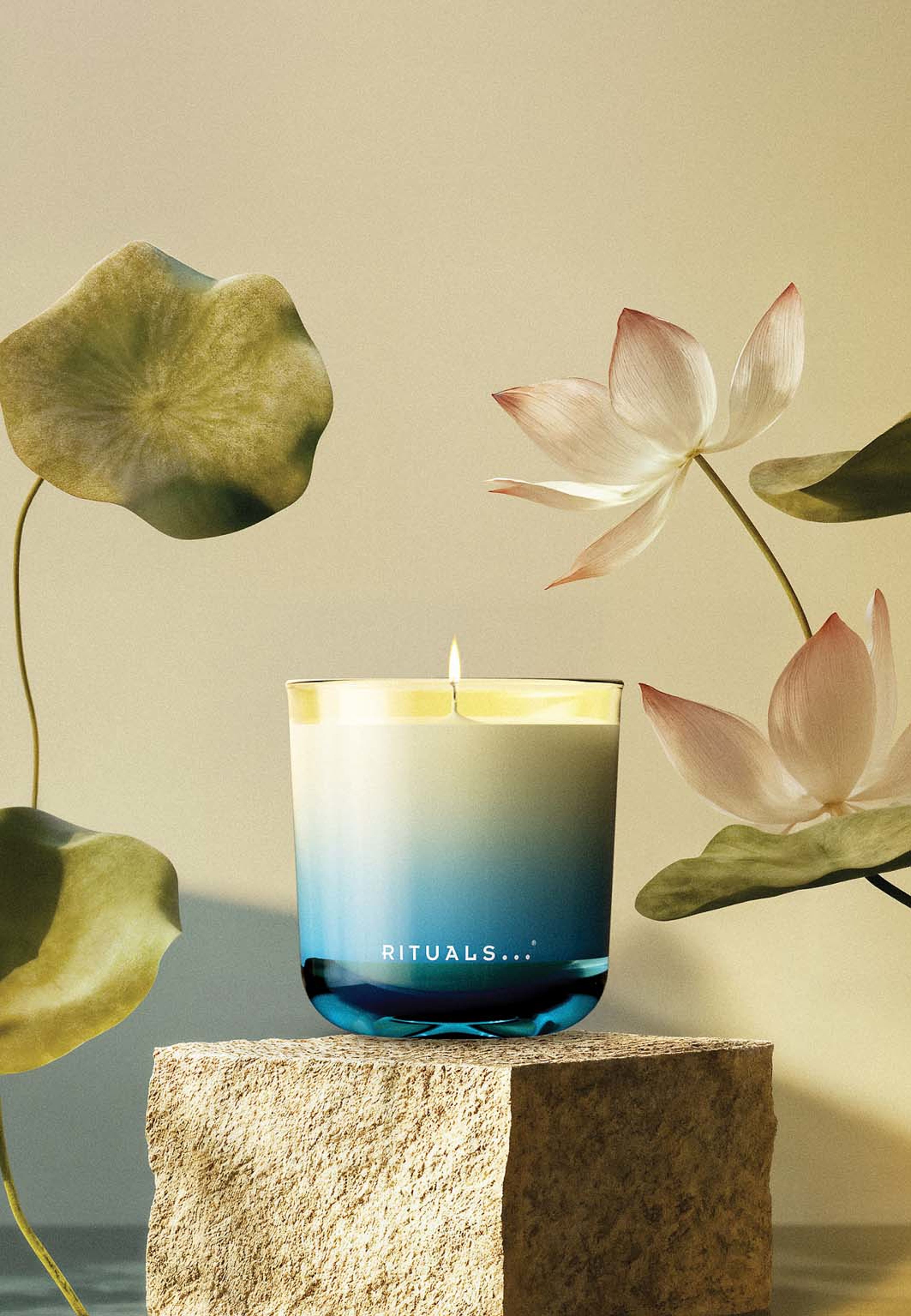 The Ritual of Seshen Scented Candle, från Rituals. Klicka för att öppna bilden i stort format