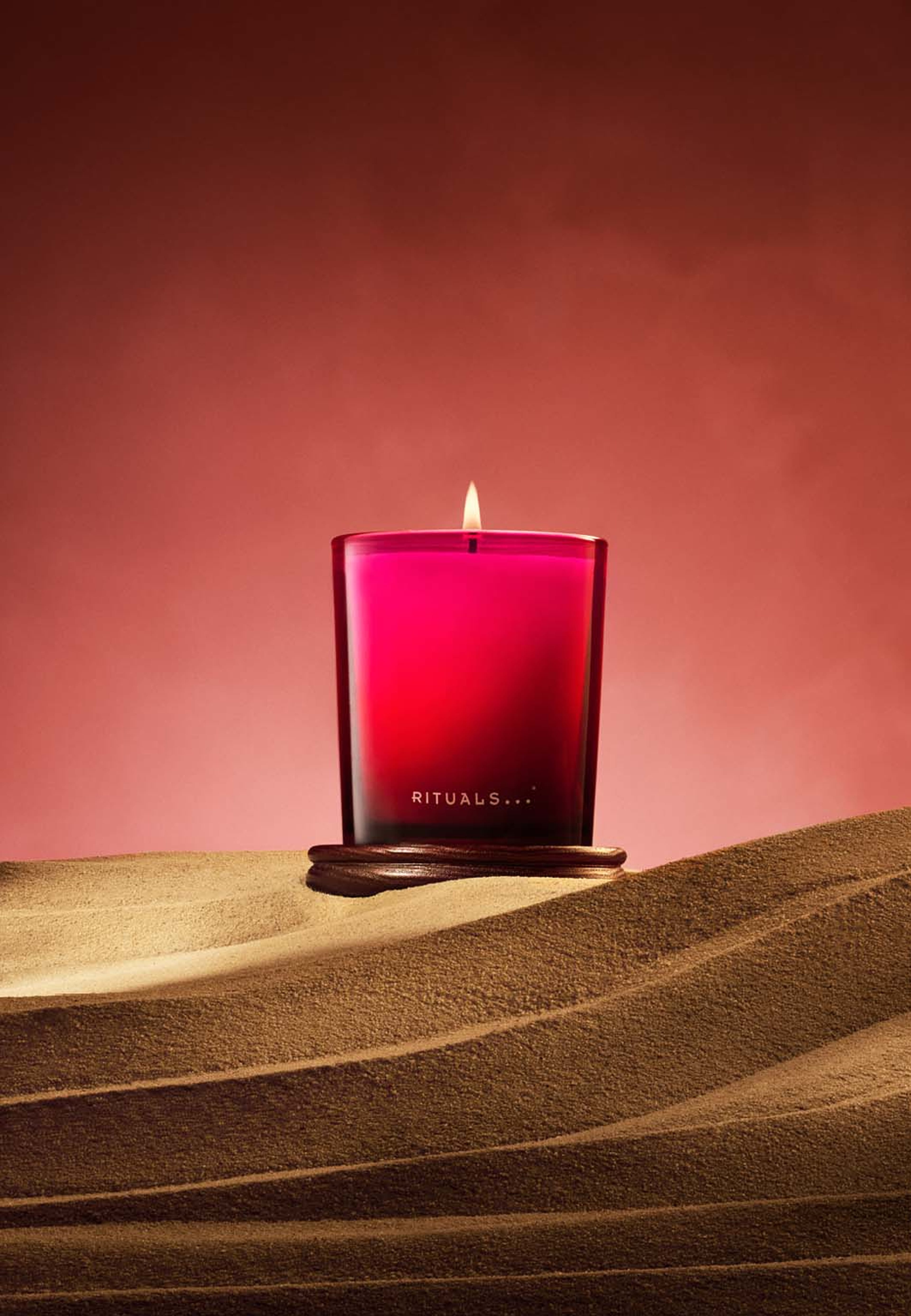 Uukumwe Collection Scented Candle, från Rituals. Klicka för att öppna bilden i stort format