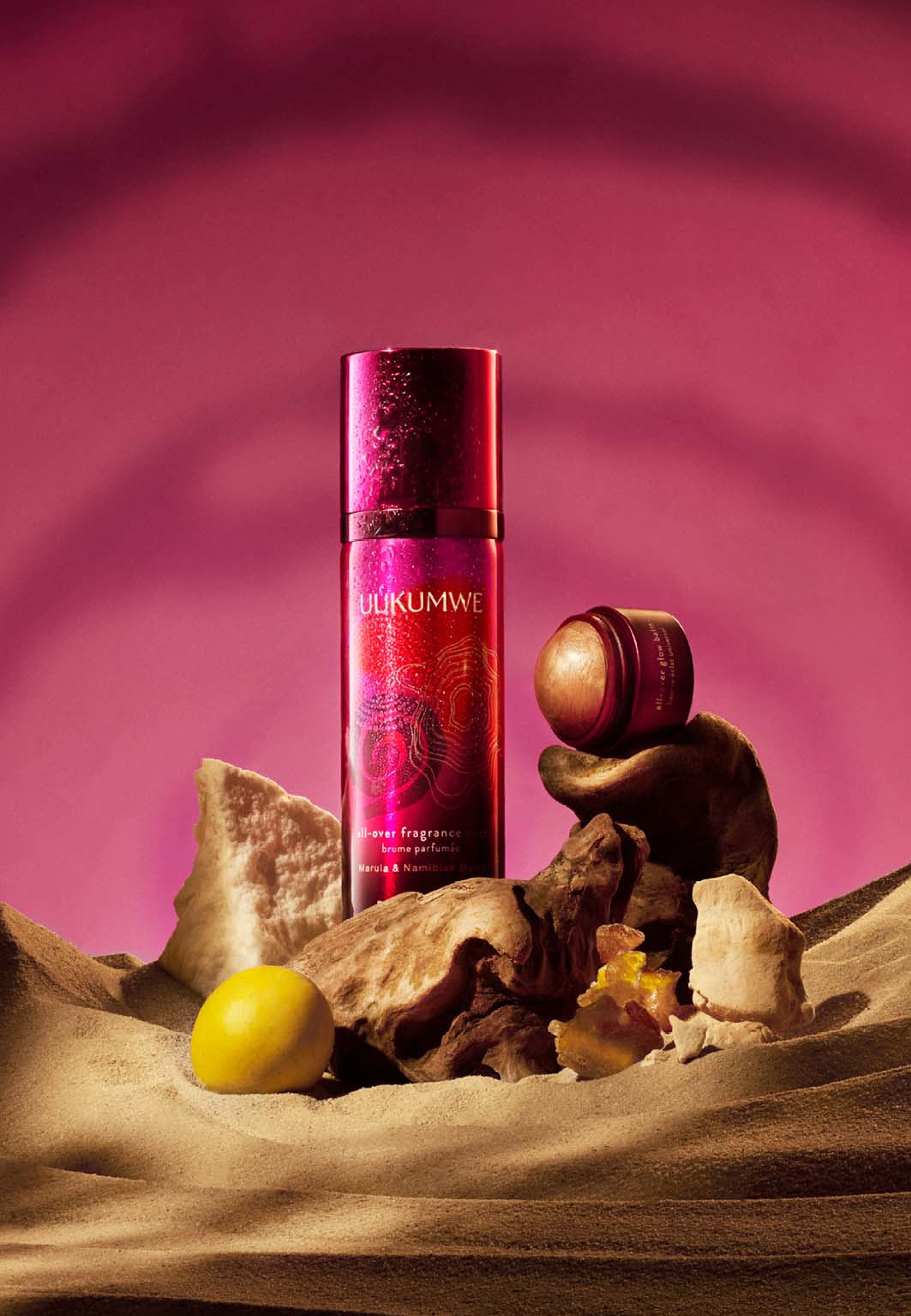 Uukumwe Collection All-over Fragrance Mist, från Rituals. Klicka för att öppna bilden i stort format