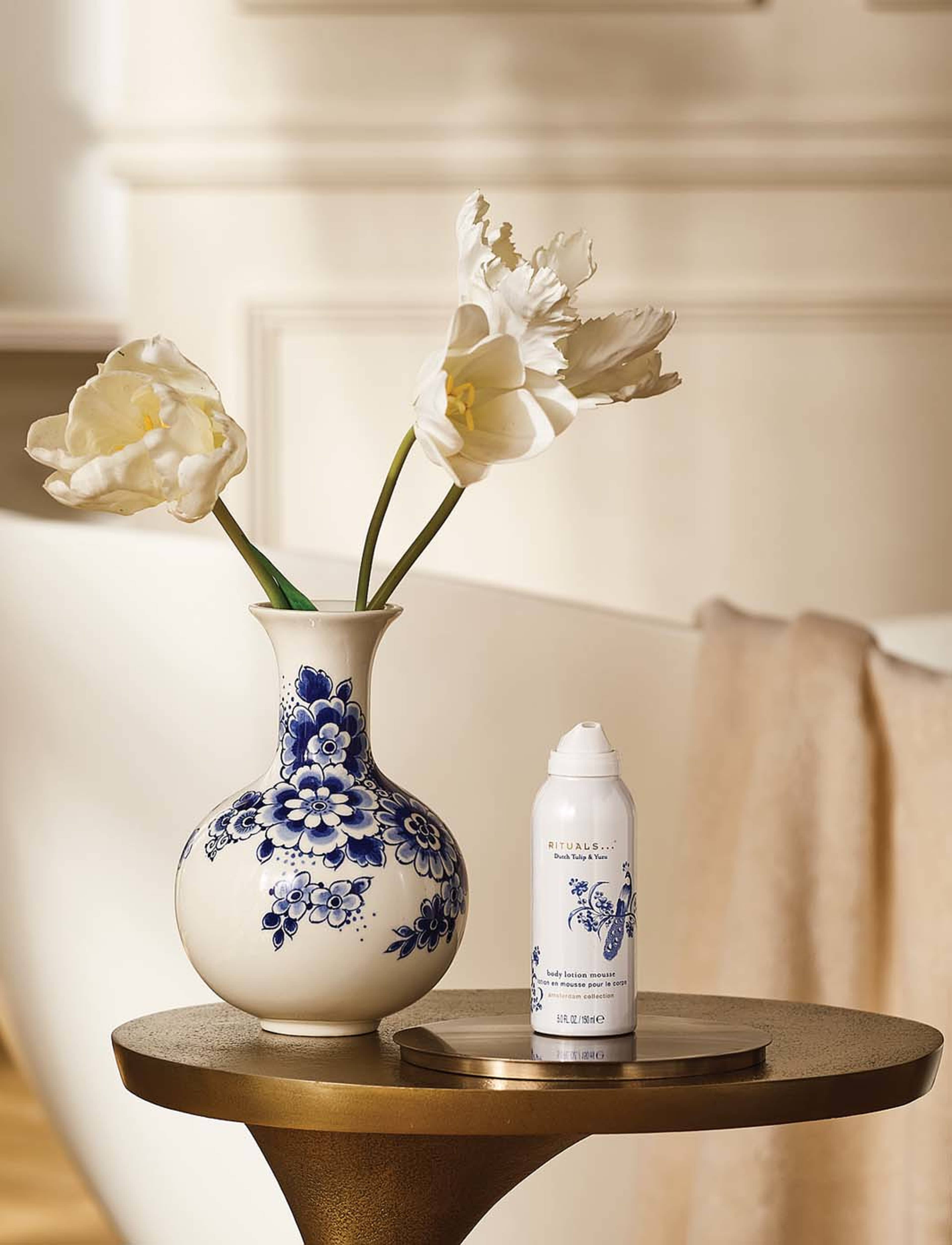 Amsterdam Collection Body Lotion Mousse, från Rituals. Klicka för att öppna bilden i stort format