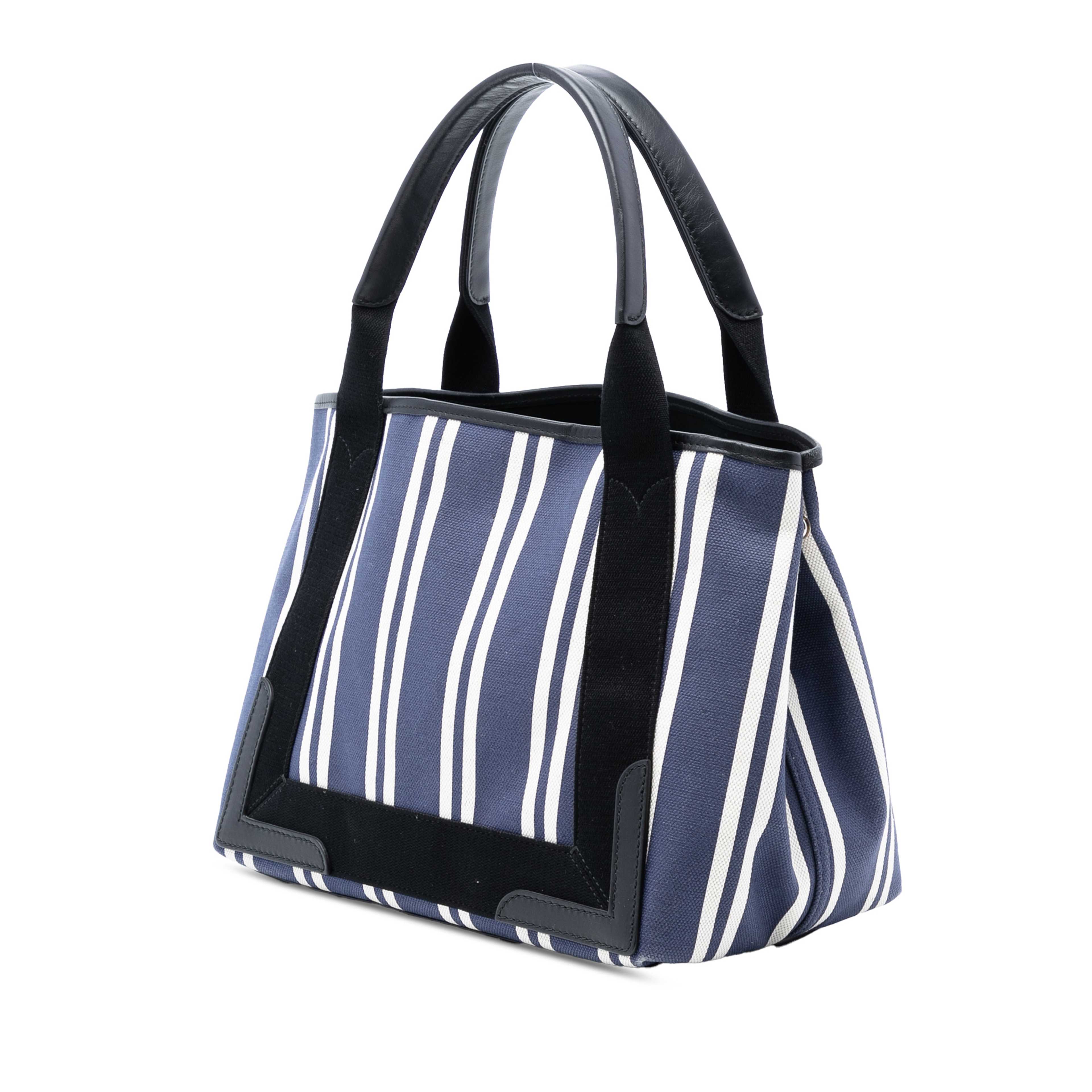 Balenciaga Canvas Striped Navy Cabas S, från Luxclusif, i färgen blue. Klicka för att öppna bilden i stort format