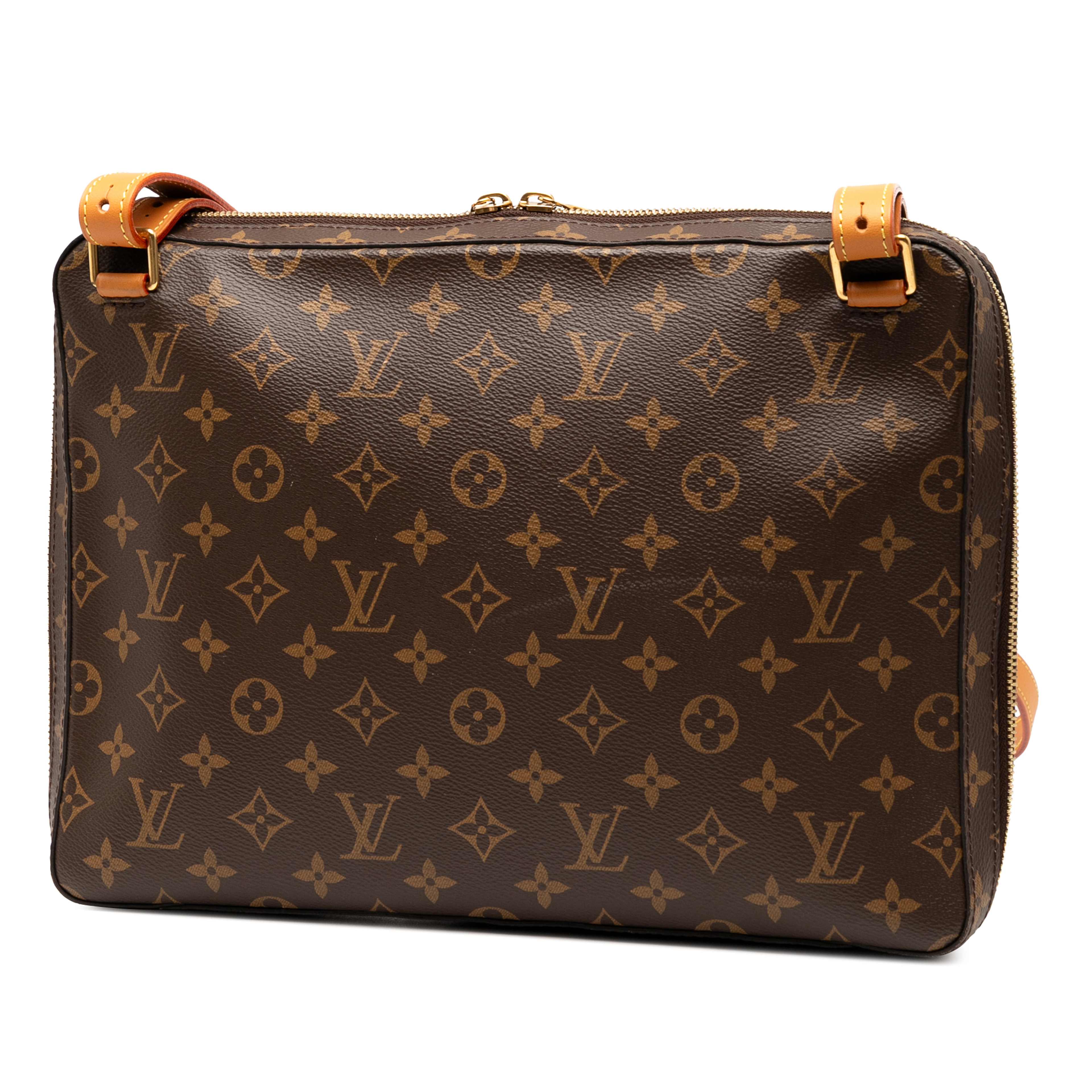 Louis Vuitton Monogram Soft Trunk Messenger Mm, från Luxclusif, i färgen brown. Klicka för att öppna bilden i stort format