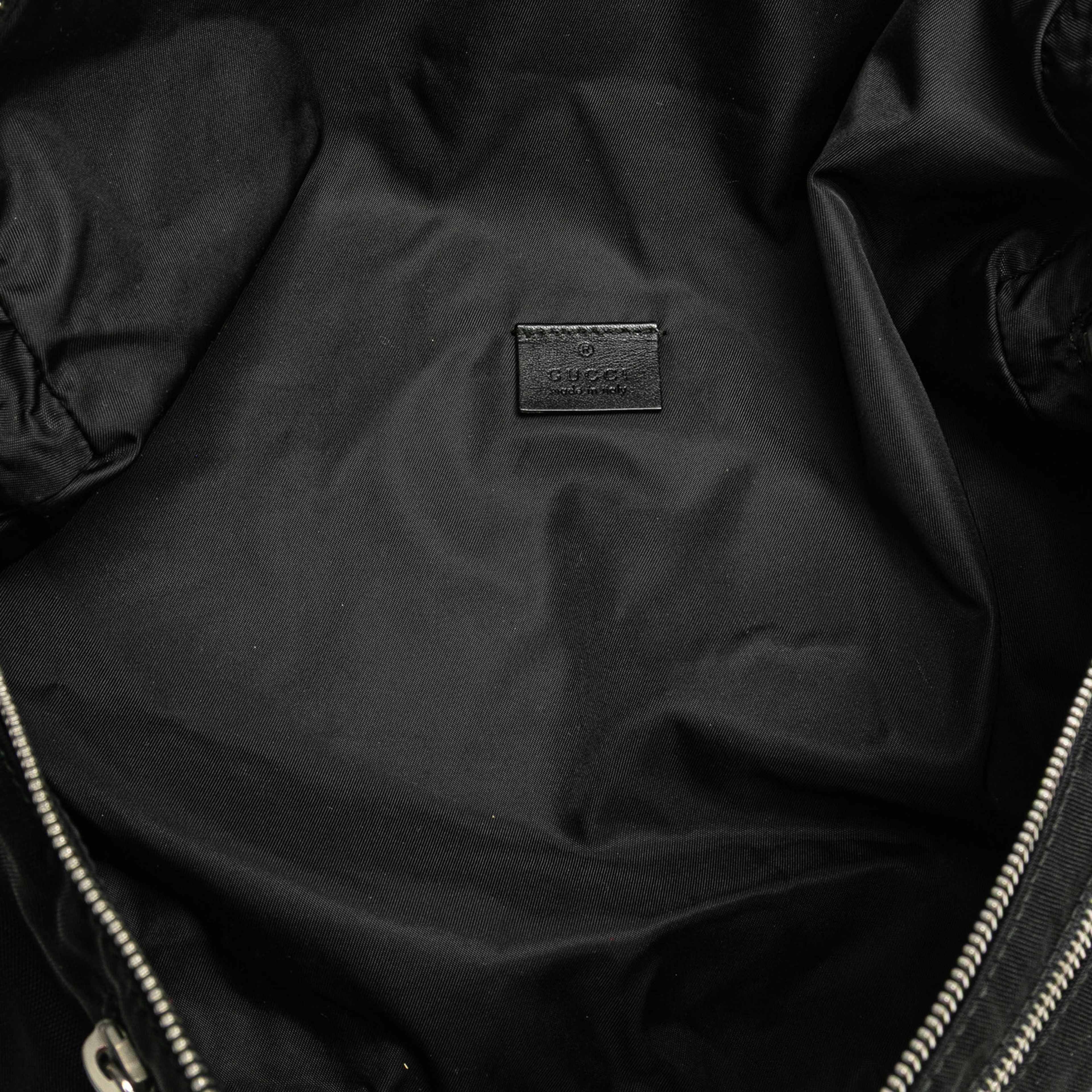 Gucci Nylon Belt Bag, från Luxclusif, i färgen black. Klicka för att öppna bilden i stort format