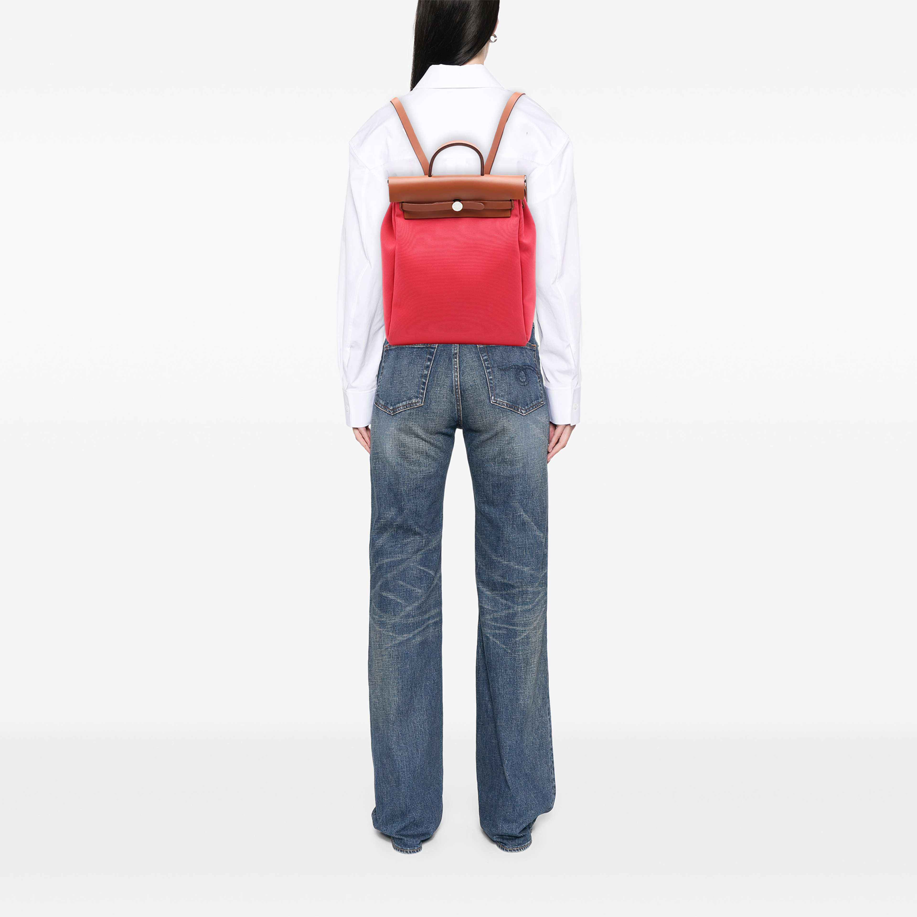 Hermès Toile Herbag A Dos Zip Retourne Backpack, från Luxclusif, i färgen brun. Klicka för att öppna bilden i stort format