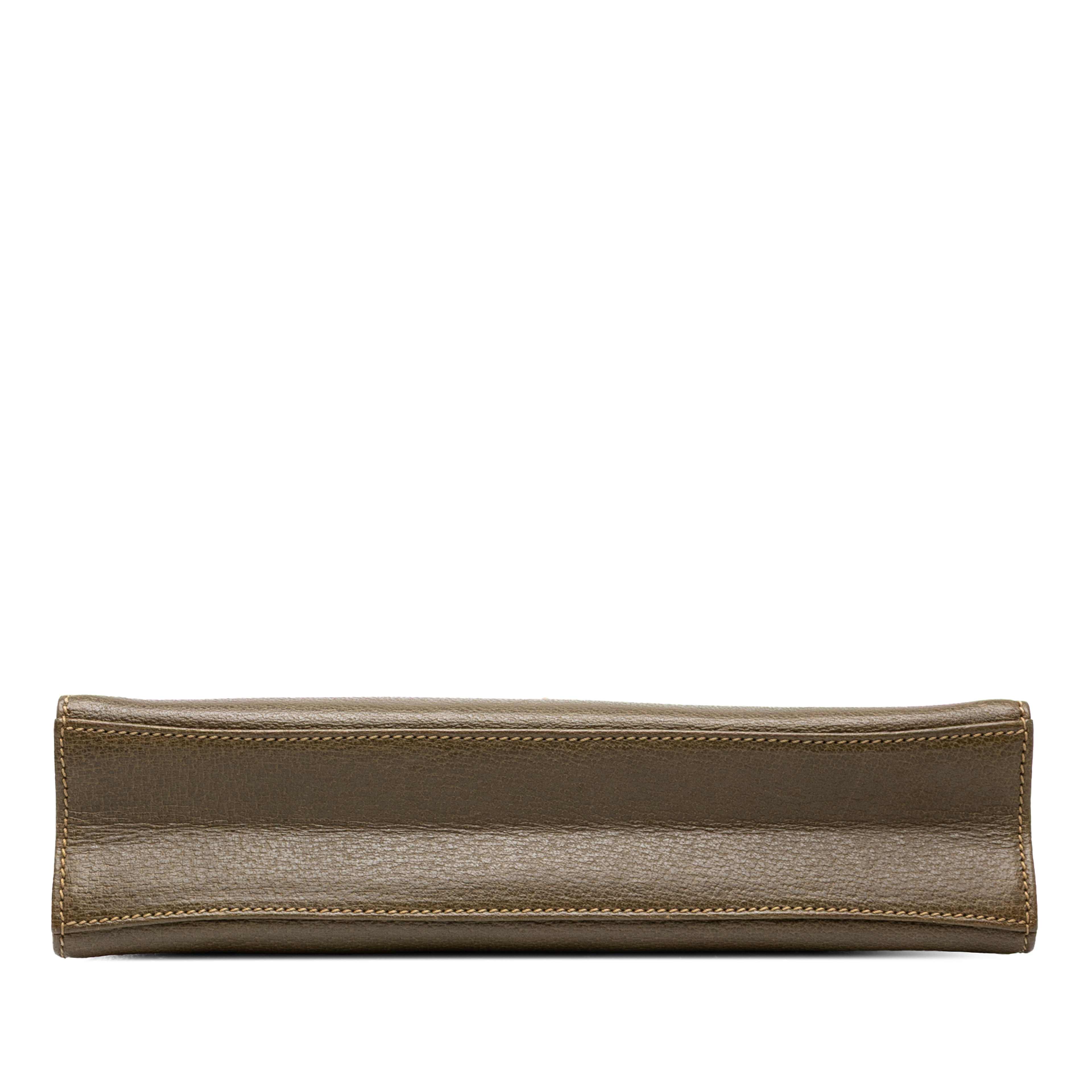 Gucci Calfskin Turnlock Flap Crossbody, från Luxclusif, i färgen grön. Klicka för att öppna bilden i stort format