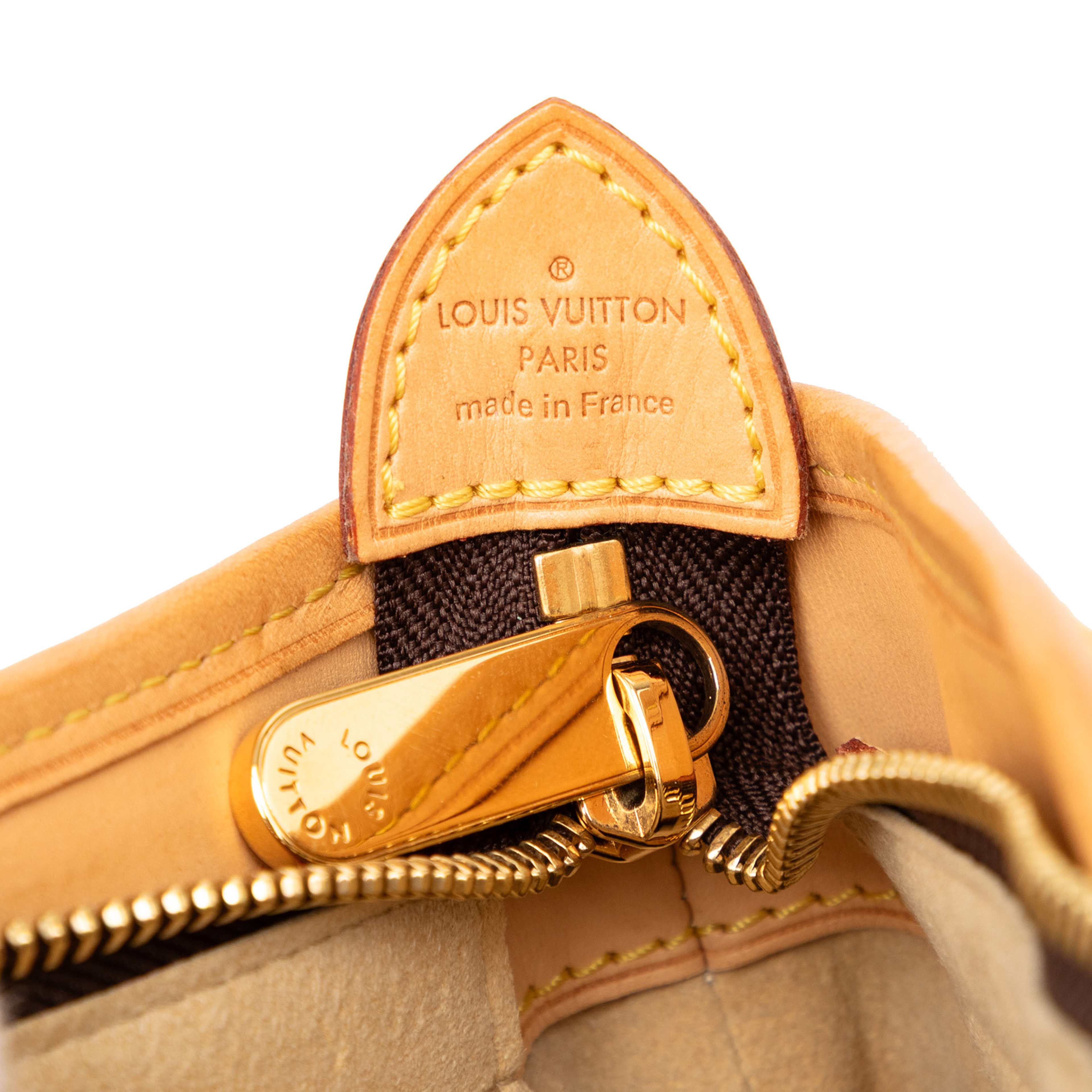 Louis Vuitton Monogram Boetie Pm, från Luxclusif, i färgen brown. Klicka för att öppna bilden i stort format