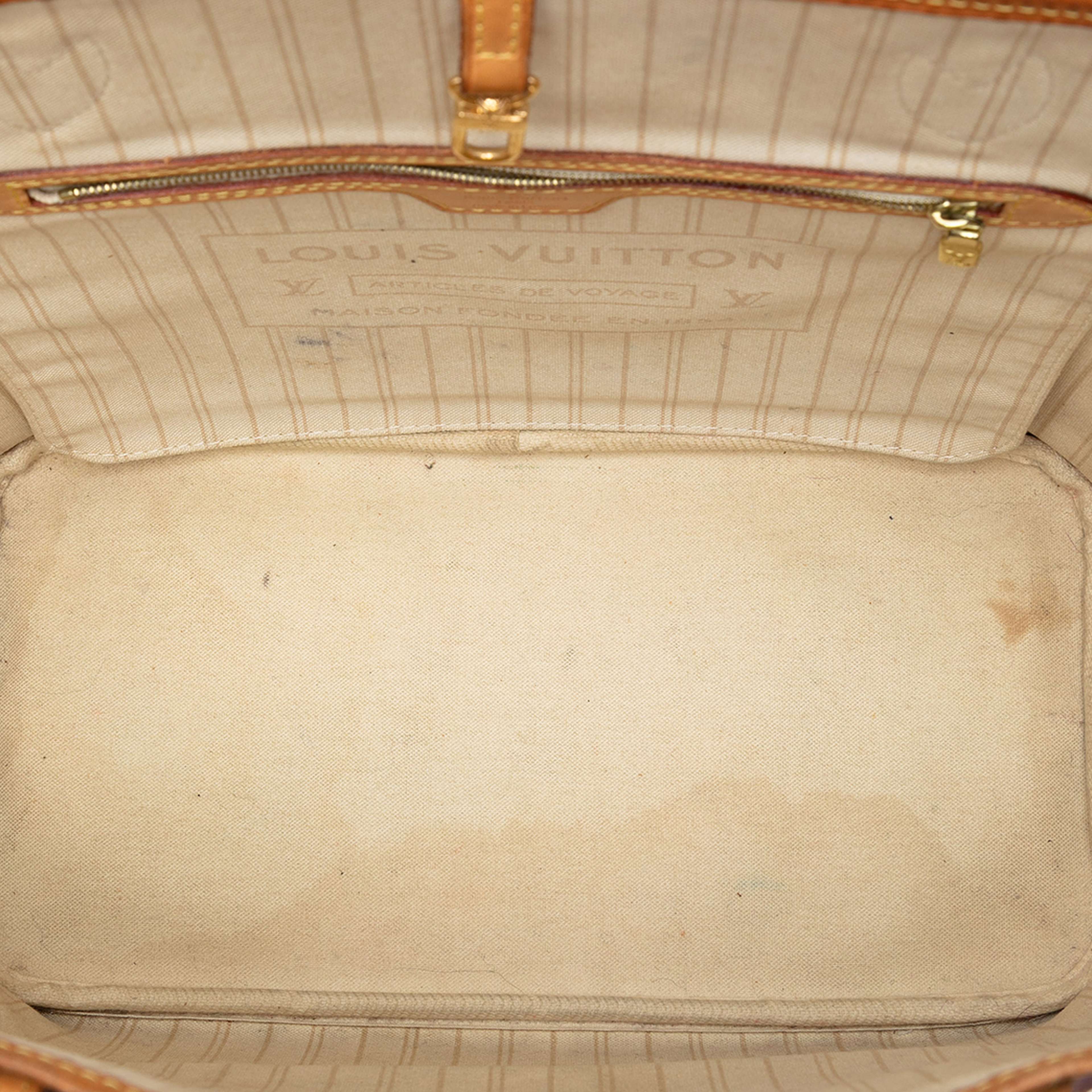 Louis Vuitton Damier Azur Neverfull Mm, från Luxclusif, i färgen white. Klicka för att öppna bilden i stort format