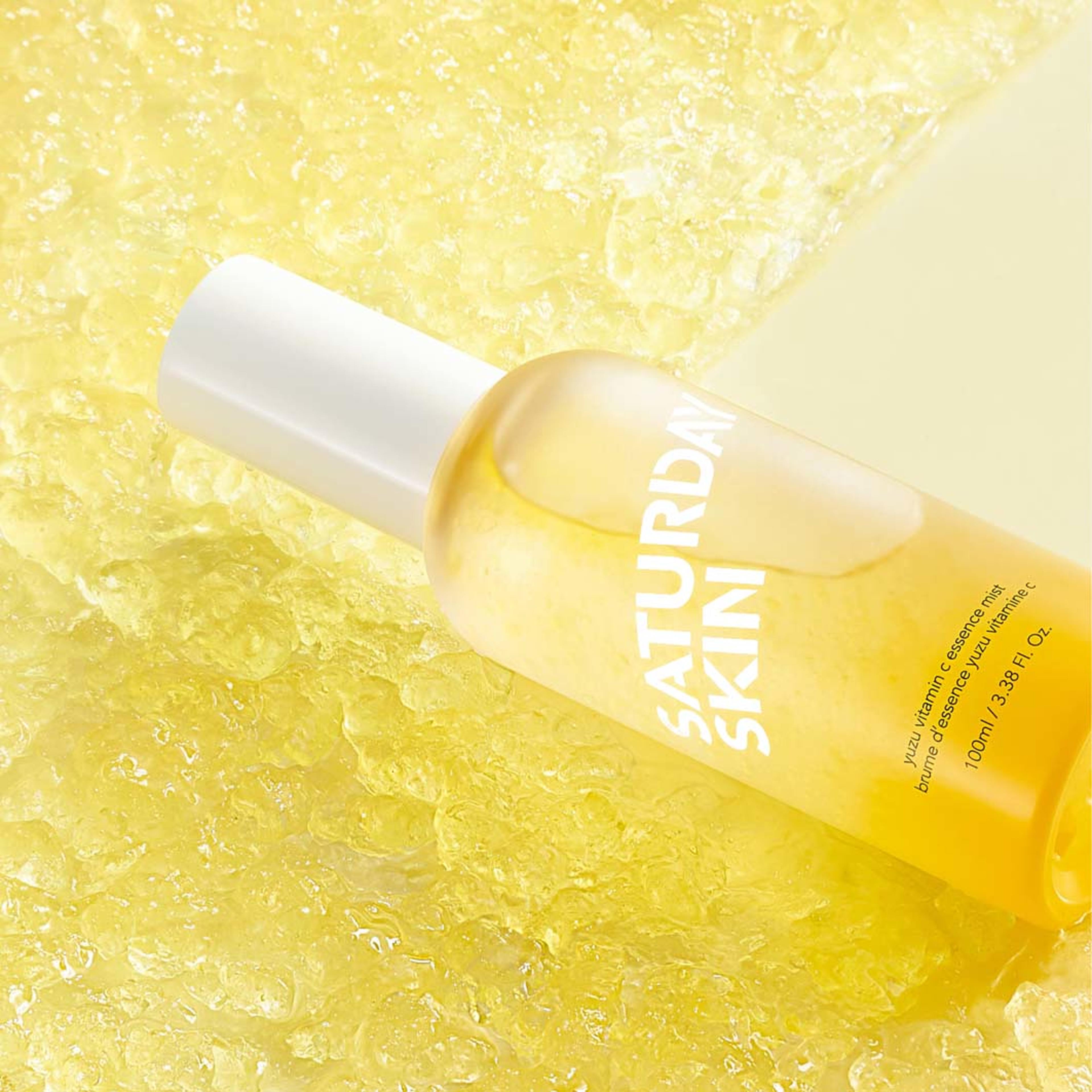 Yuzu Vitamin C Essence Face Mist, från Saturday Skin. Klicka för att öppna bilden i stort format
