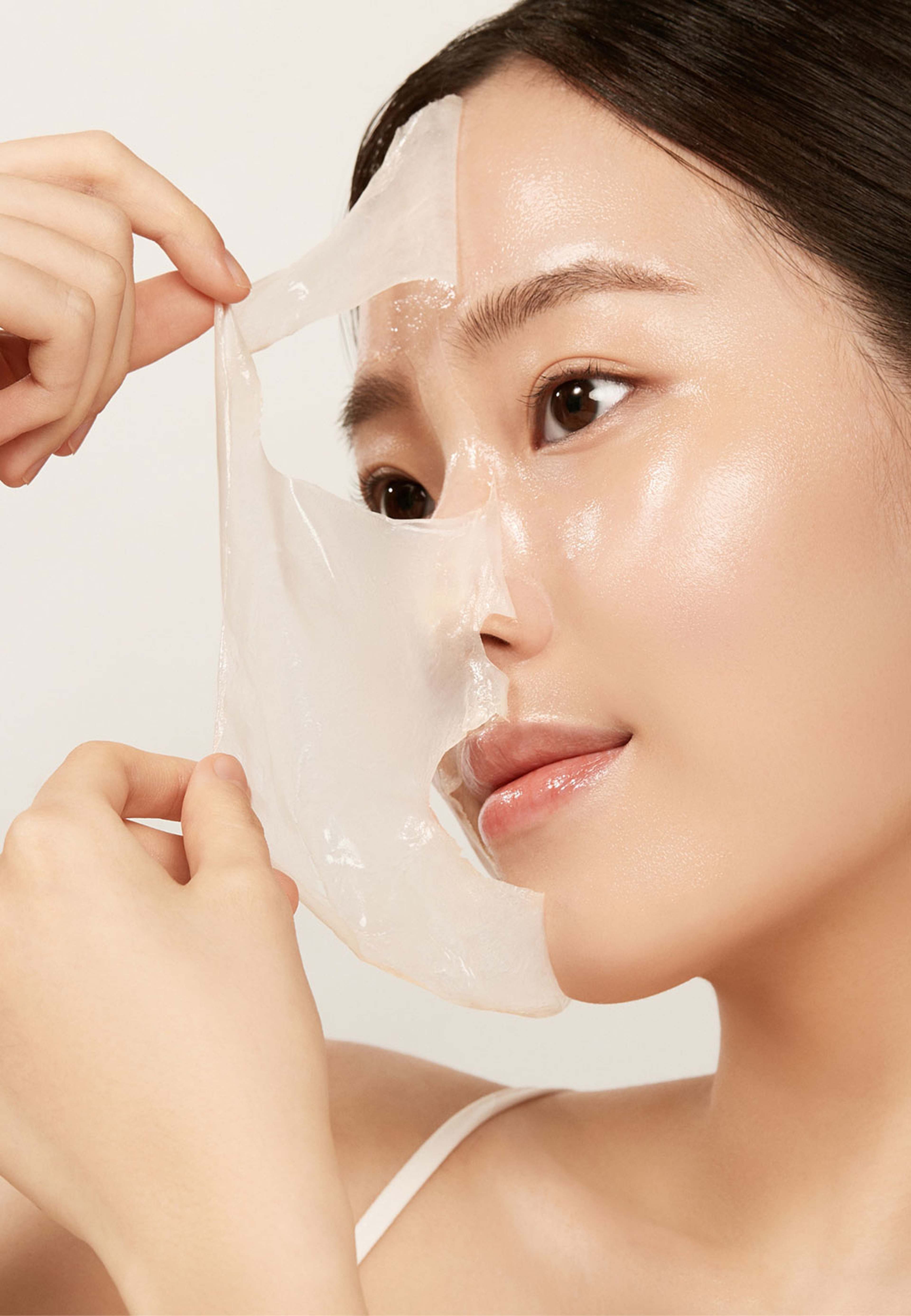 Rice Glow Peel Off Mask 70g, från I'm From. Klicka för att öppna bilden i stort format