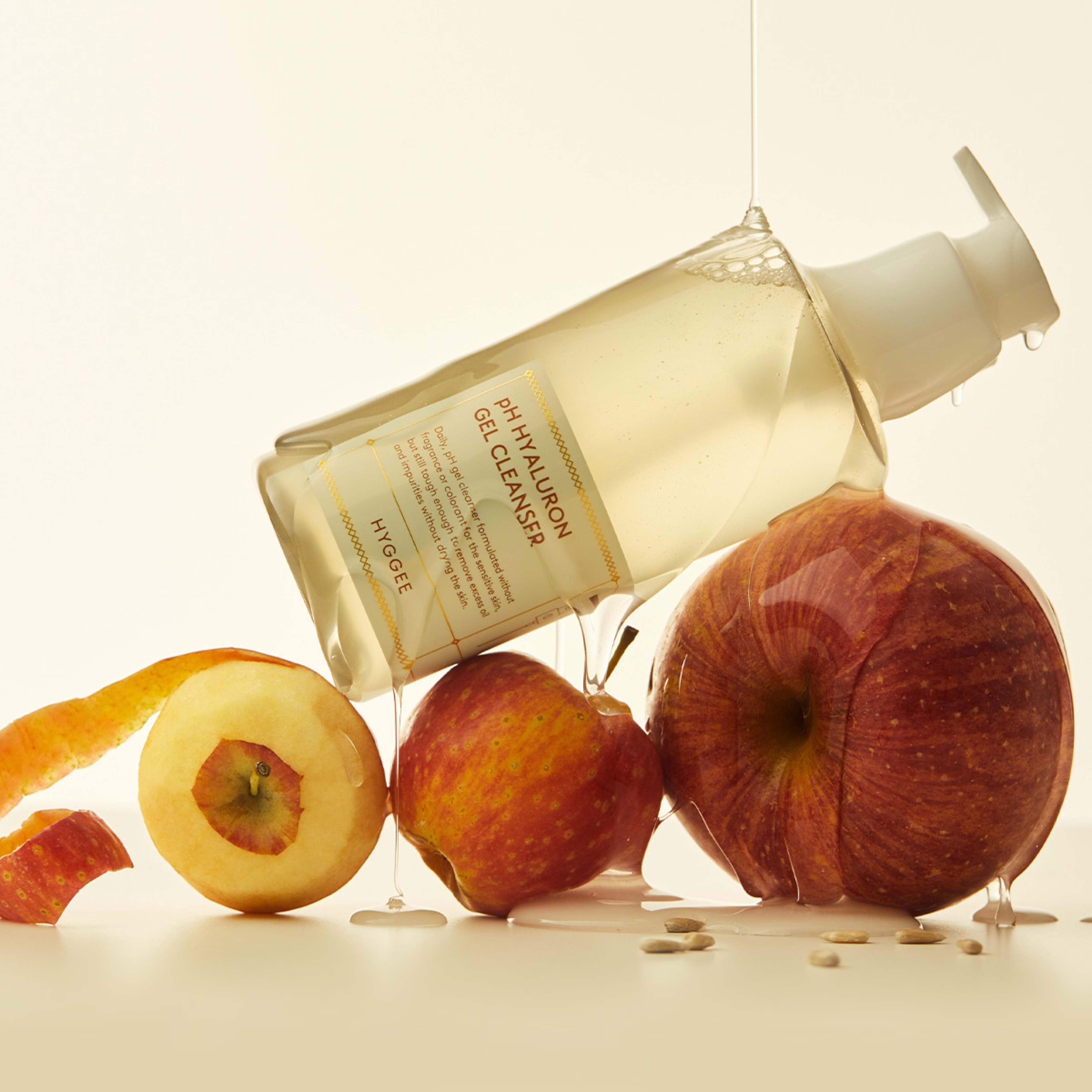 Ph Hyaluron Gel Cleanser 200ml, från HYGGEE. Klicka för att öppna bilden i stort format