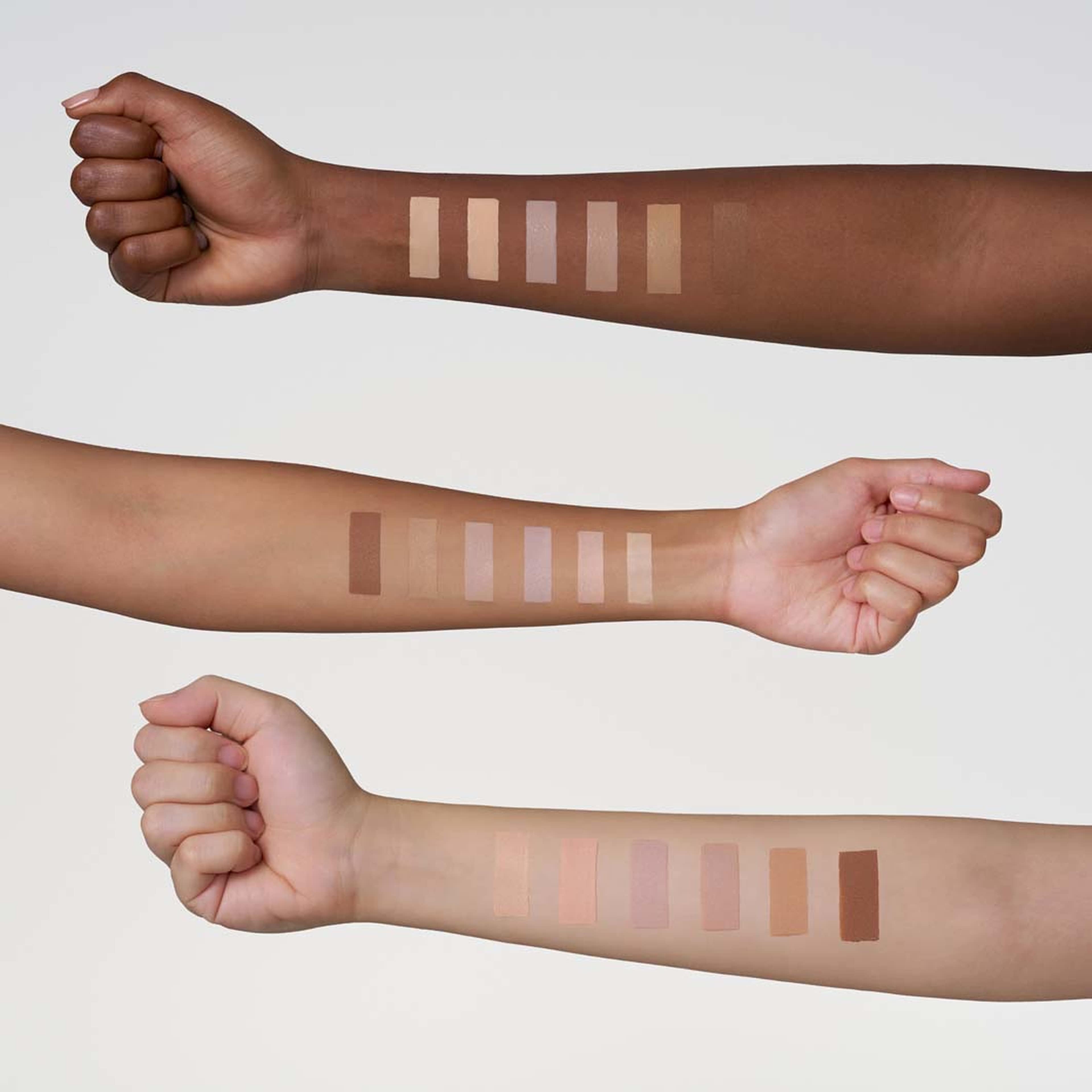 Wonder Releaf Centella BB Cream, från Purito, i färgen Light Beige. Klicka för att öppna bilden i stort format