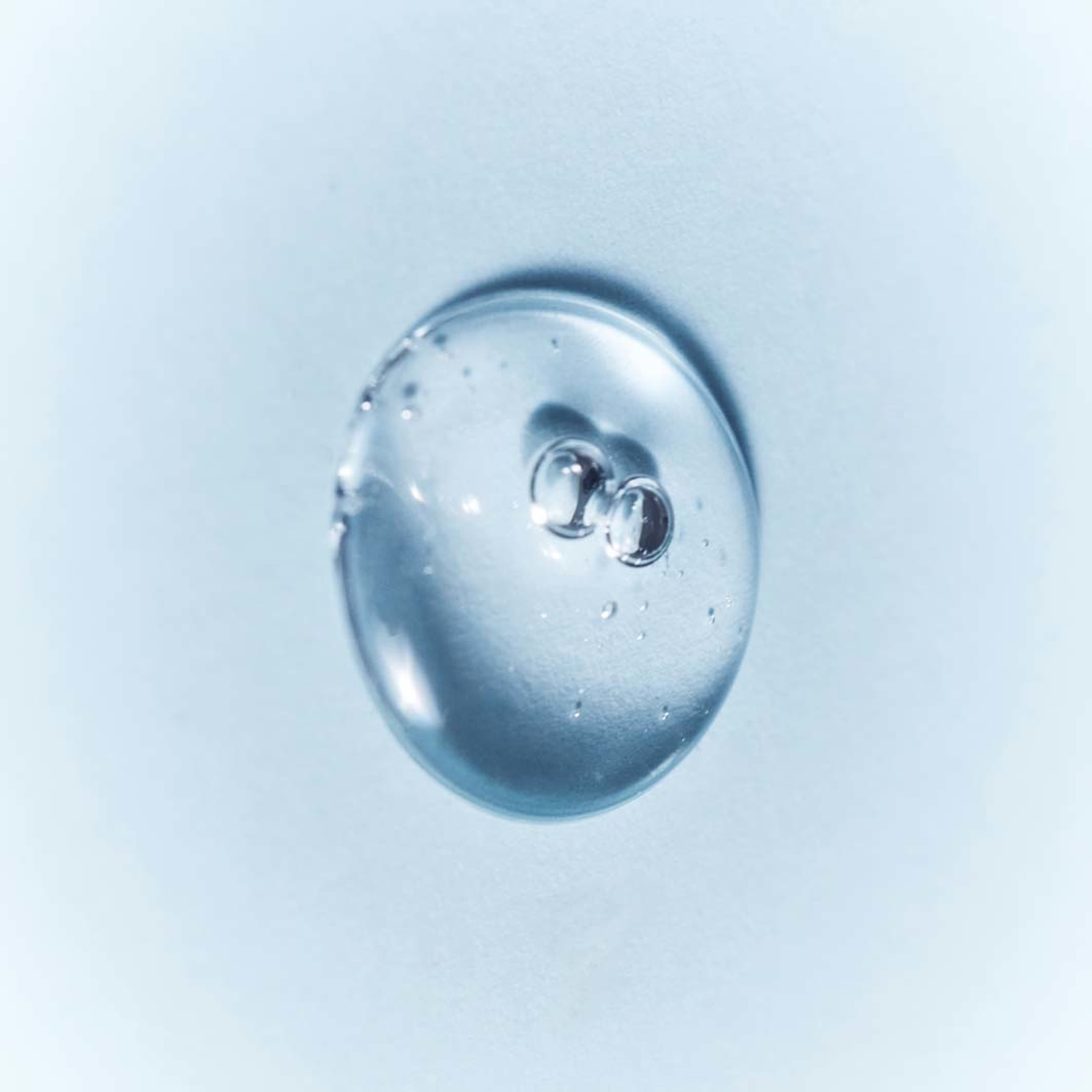 EGF Blue AC Calming Serum, från Klairs. Klicka för att öppna bilden i stort format
