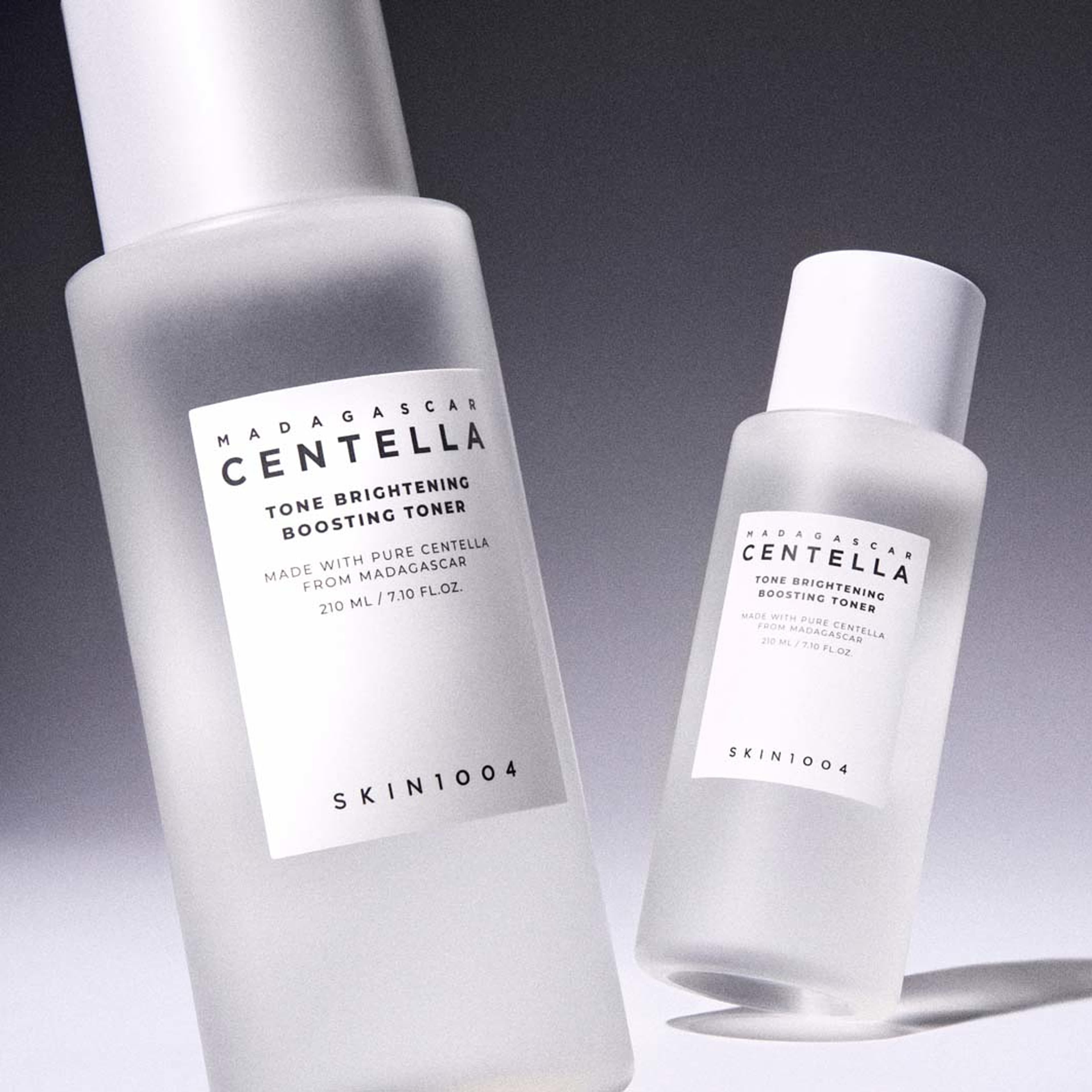 Madagascar Centella Tone Brightening Boosting Toner, från SKIN1004. Klicka för att öppna bilden i stort format