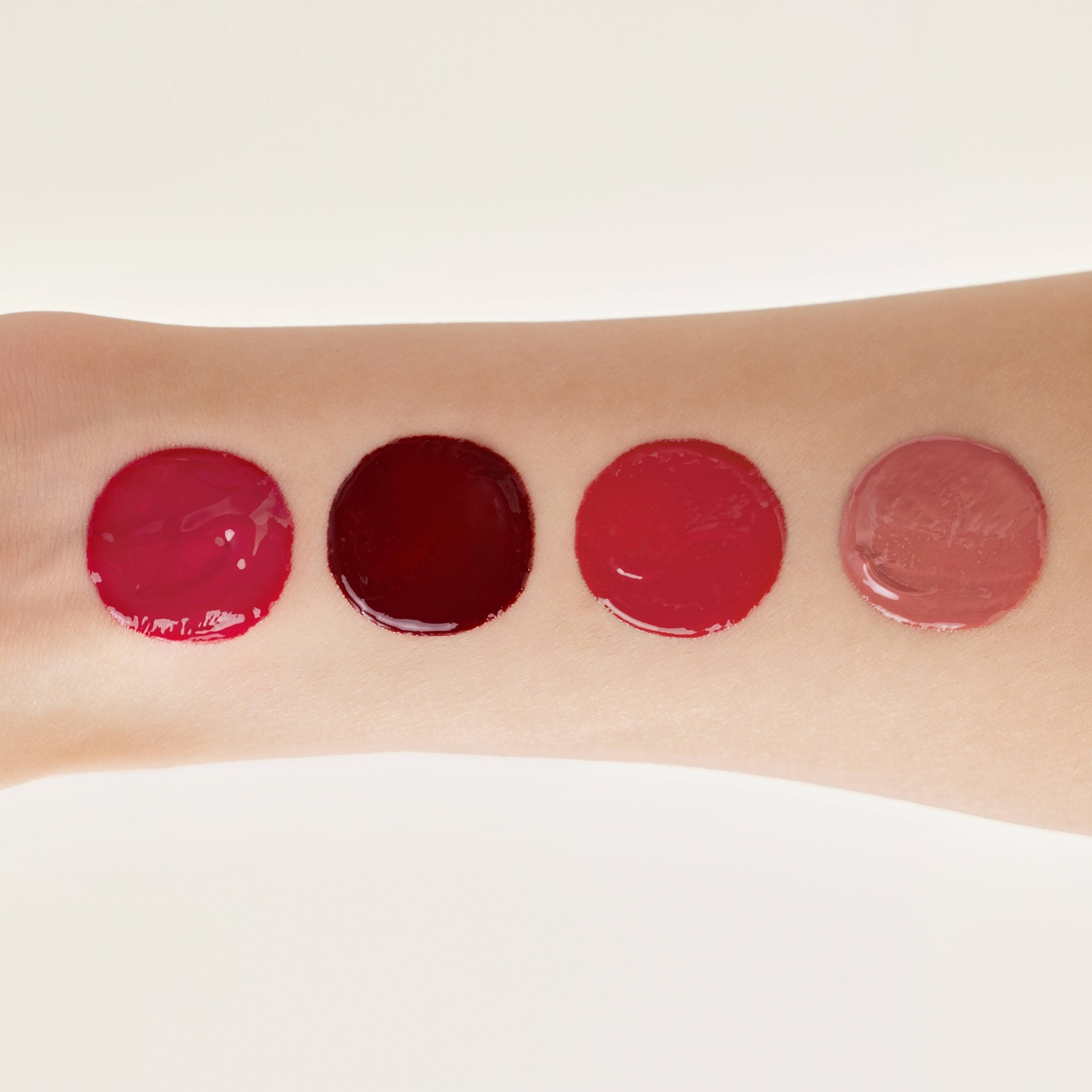 Glowy Ampoule Tint, från House of Hur, i färgen Deep Rose.