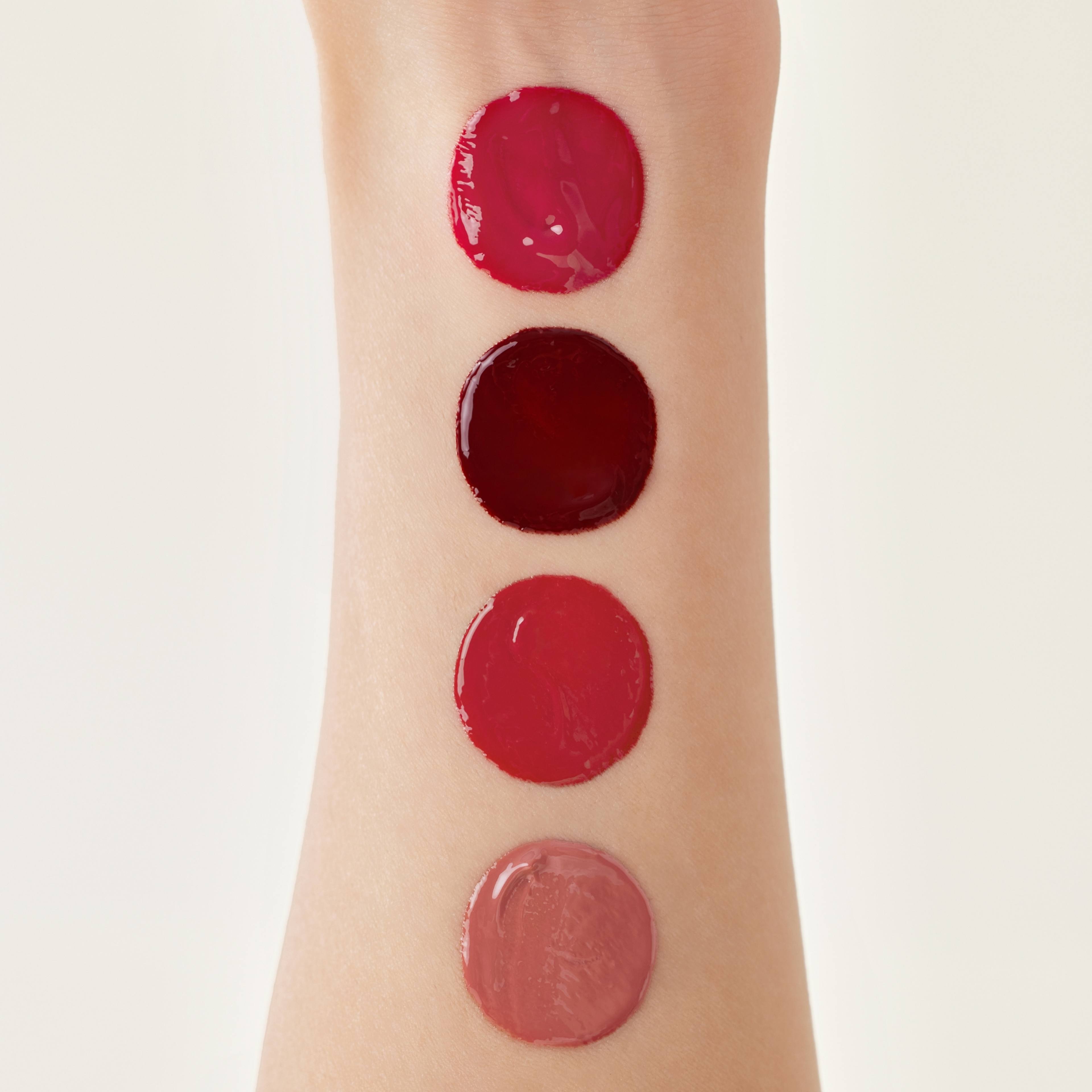 Glowy Ampoule Tint, från House of Hur, i färgen Dawn Pink.
