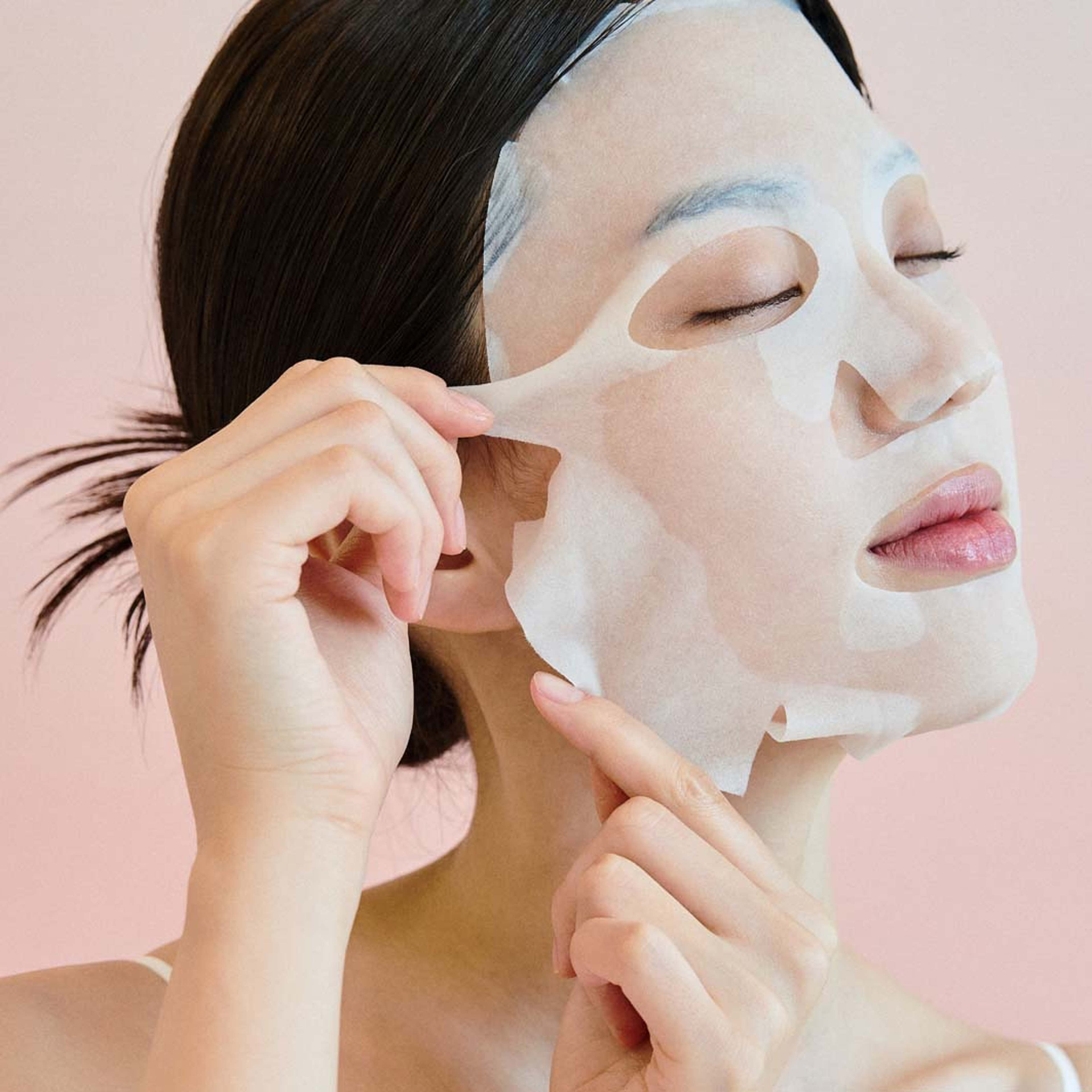 Madagascar Centella Poremizing Clarifying Mask, från SKIN1004. Klicka för att öppna bilden i stort format