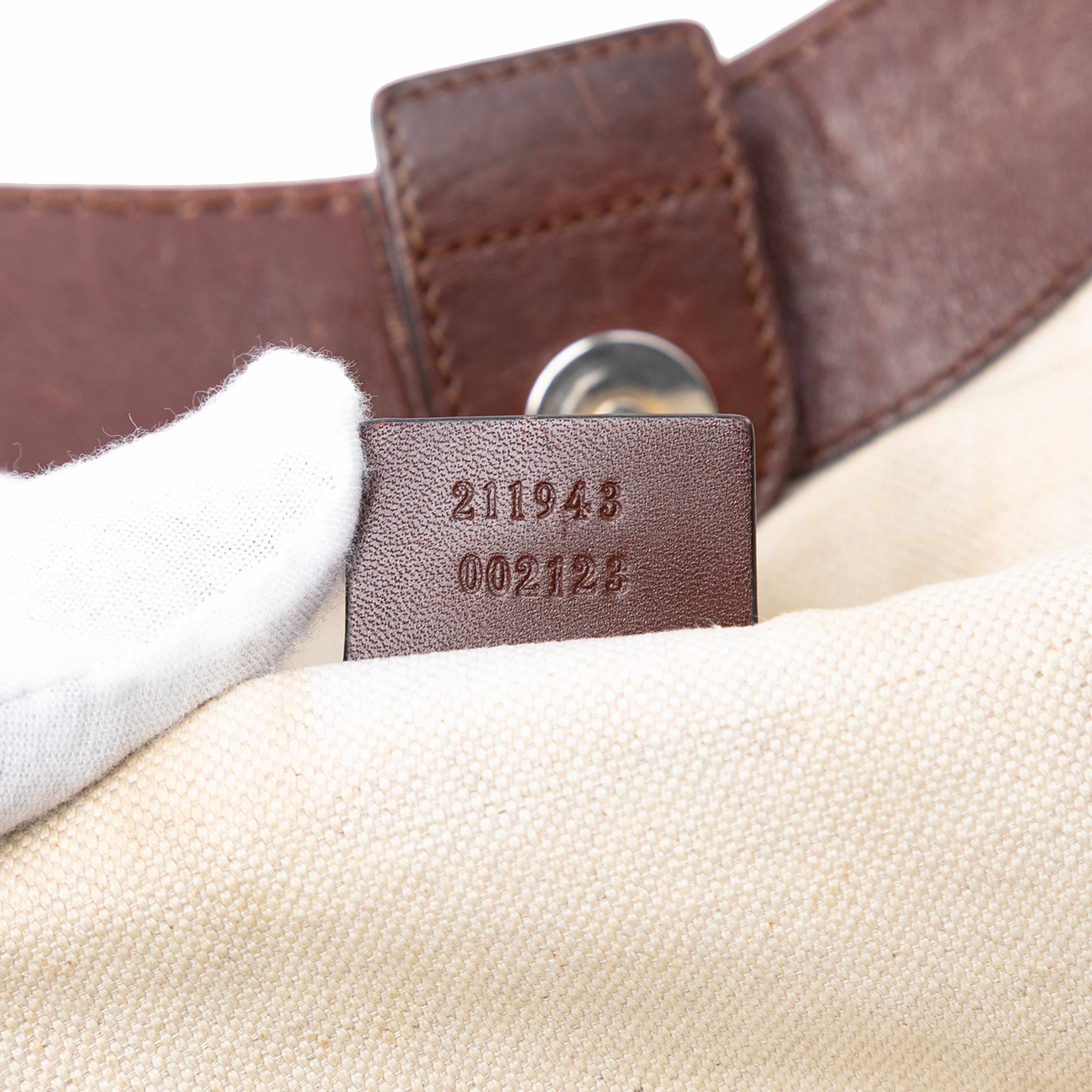 Gucci Large Gg Canvas Sukey Tote, från Luxclusif, i färgen beige. Klicka för att öppna bilden i stort format