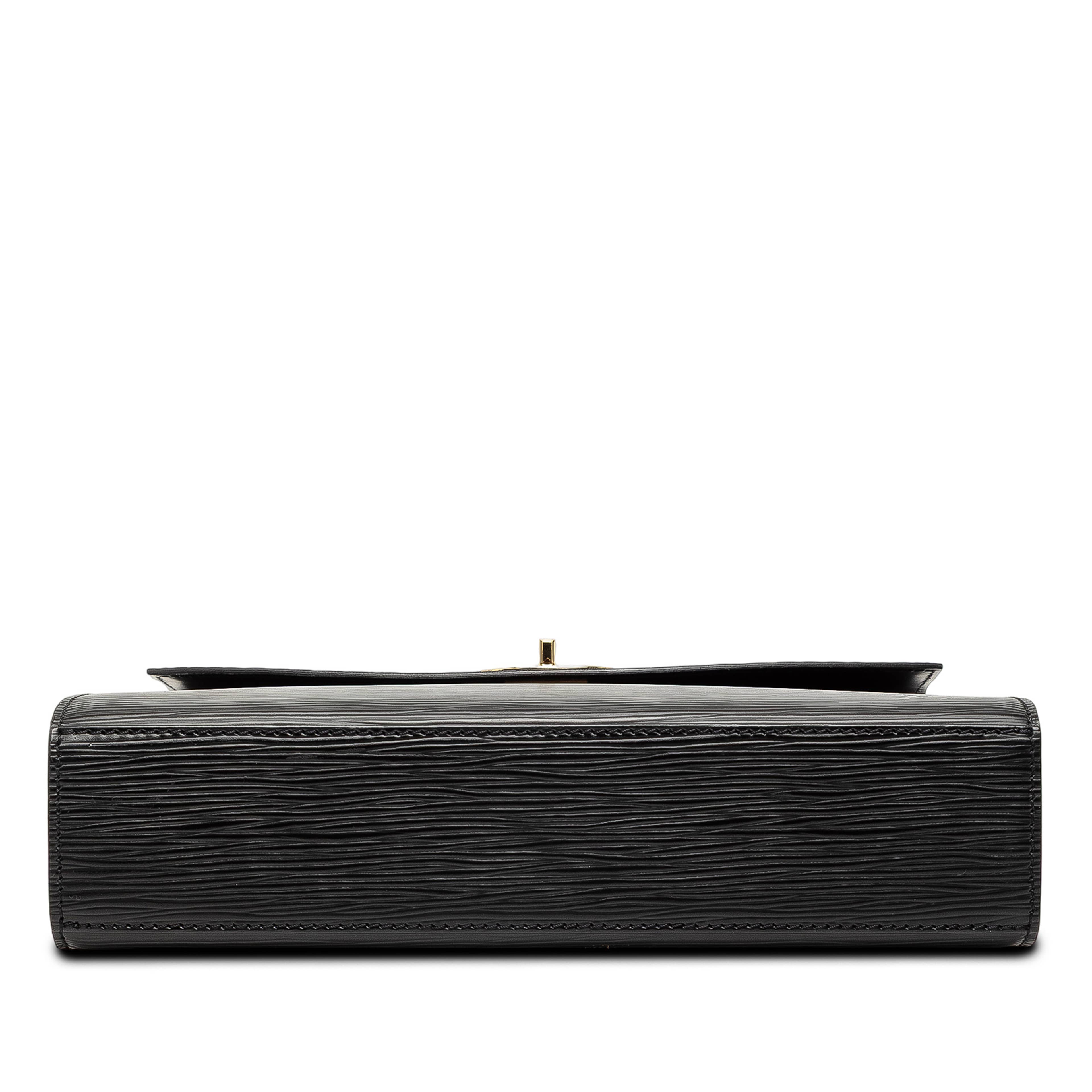 Louis Vuitton Epi Malesherbes, från Luxclusif, i färgen black. Klicka för att öppna bilden i stort format