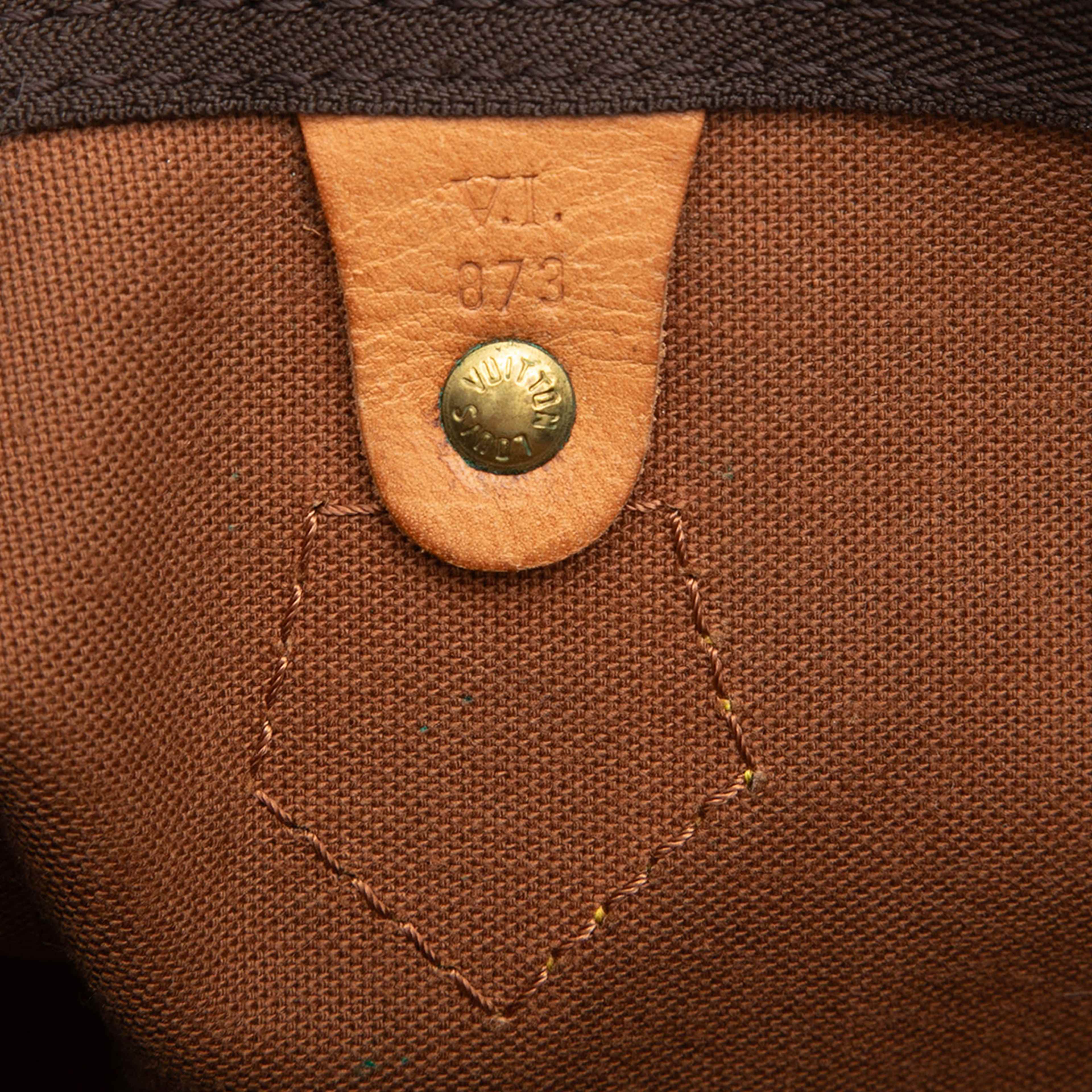 Louis Vuitton Monogram Speedy 40, från Luxclusif, i färgen brown. Klicka för att öppna bilden i stort format