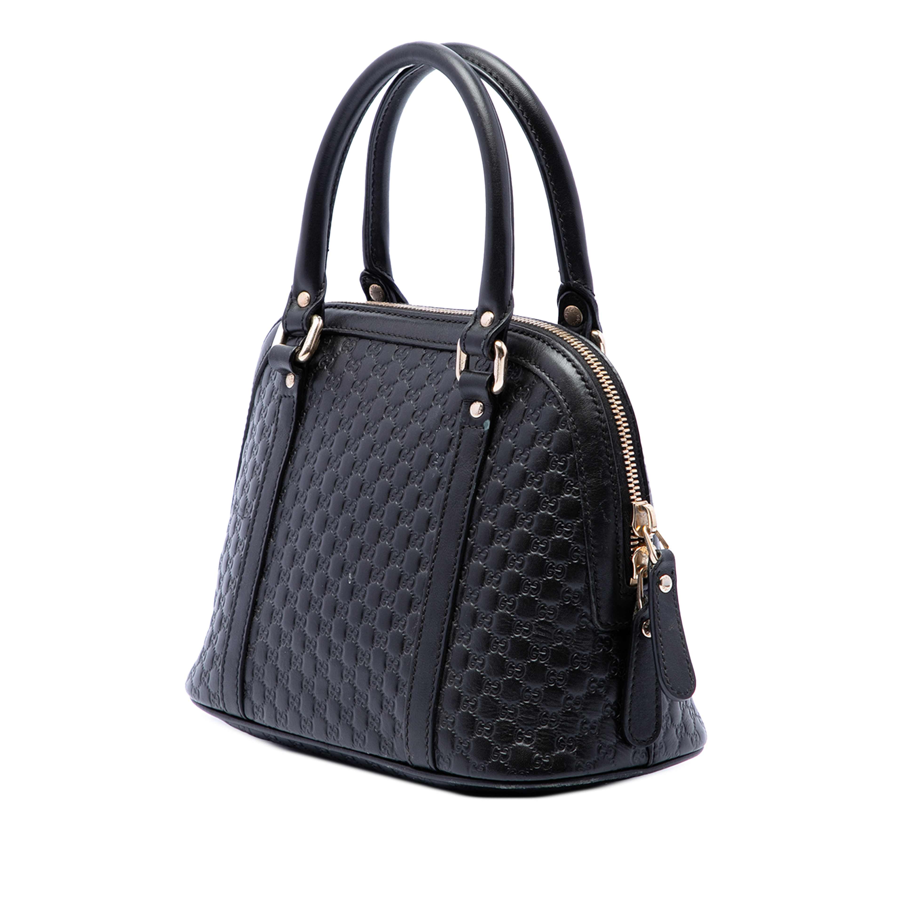Gucci Mini Microguccissima Dome Satchel, från Luxclusif, i färgen svart. Klicka för att öppna bilden i stort format