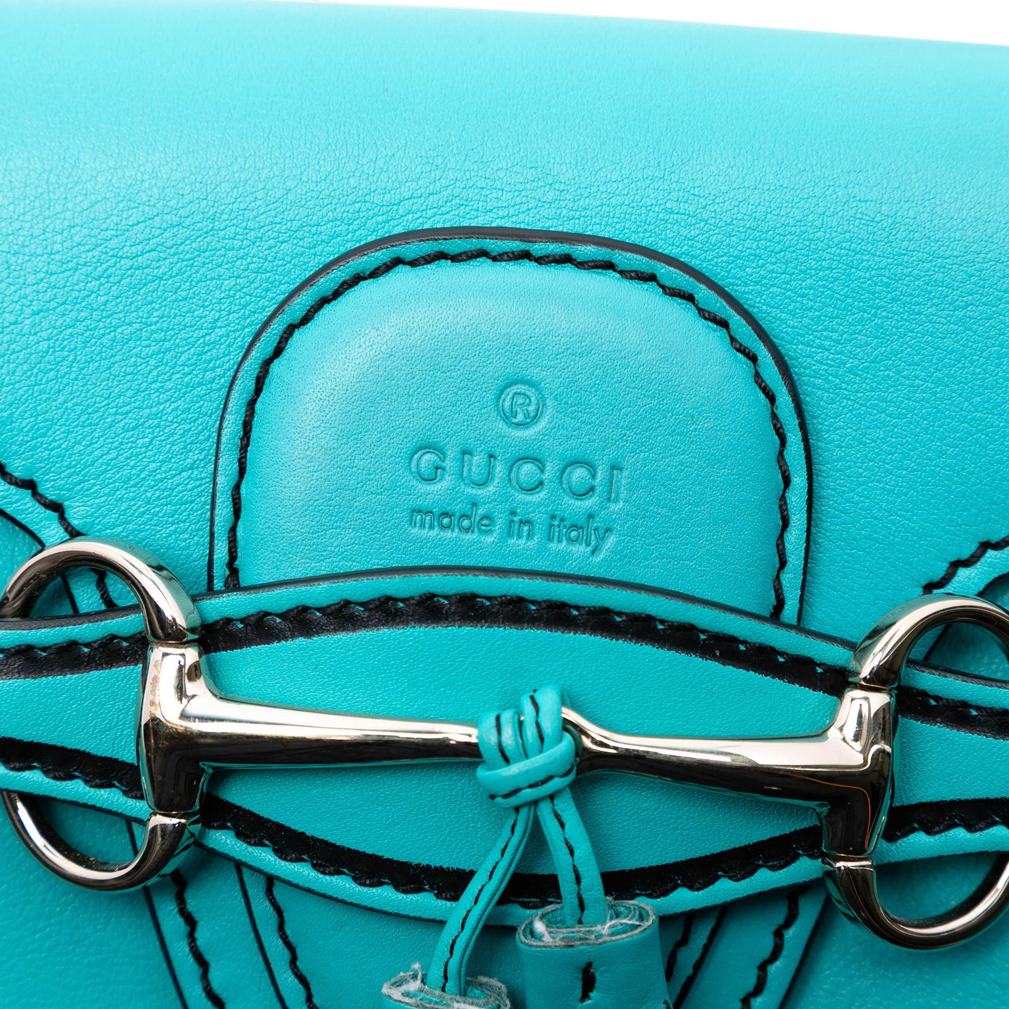 Gucci Small Leather Emily Crossbody, från Luxclusif, i färgen turquoise. Klicka för att öppna bilden i stort format