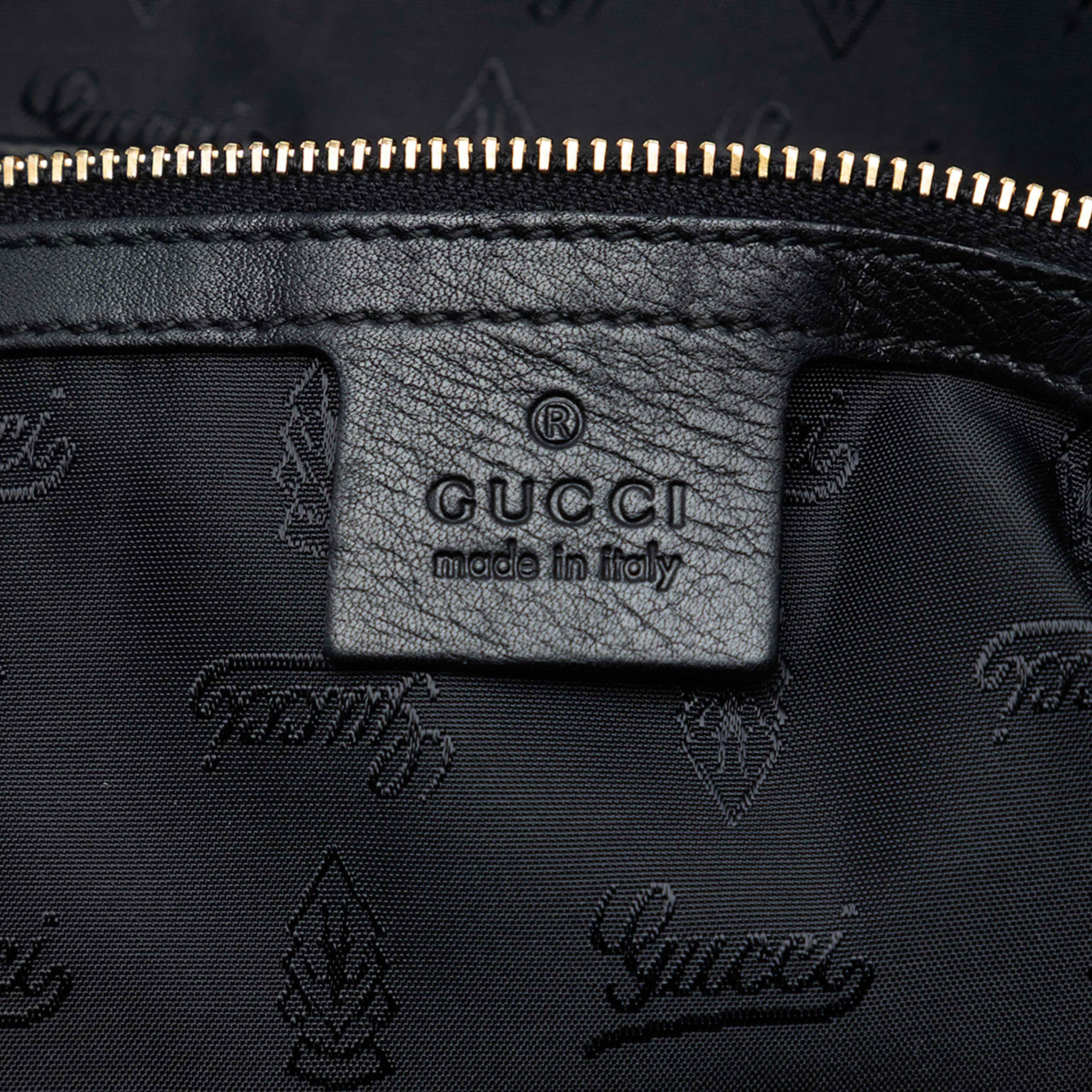 Gucci Leather Bamboo Dialux Pop Satchel, från Luxclusif, i färgen black. Klicka för att öppna bilden i stort format