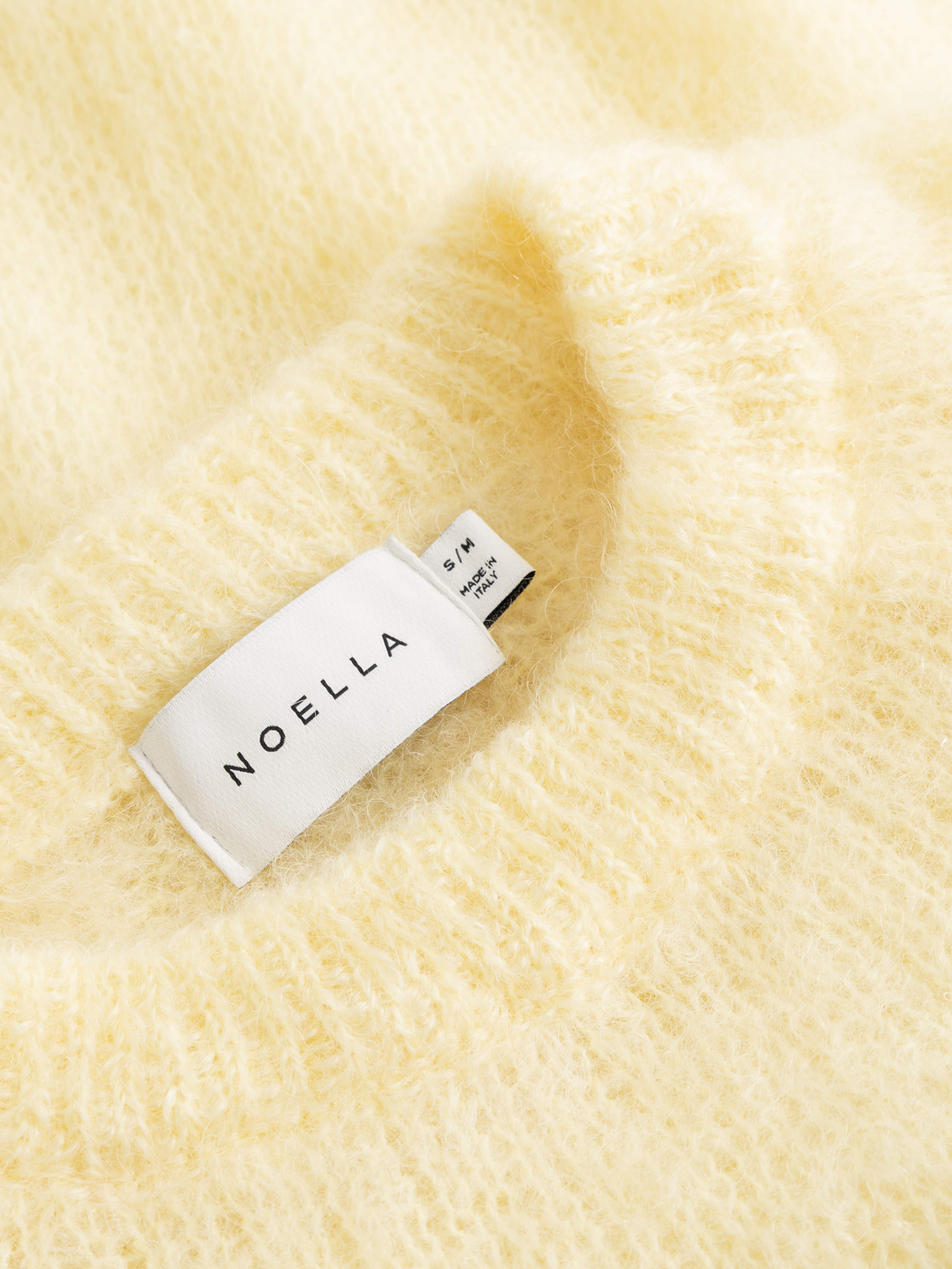 N-latora Mohair Knit, från Noella, i färgen light yellow. Klicka för att öppna bilden i stort format