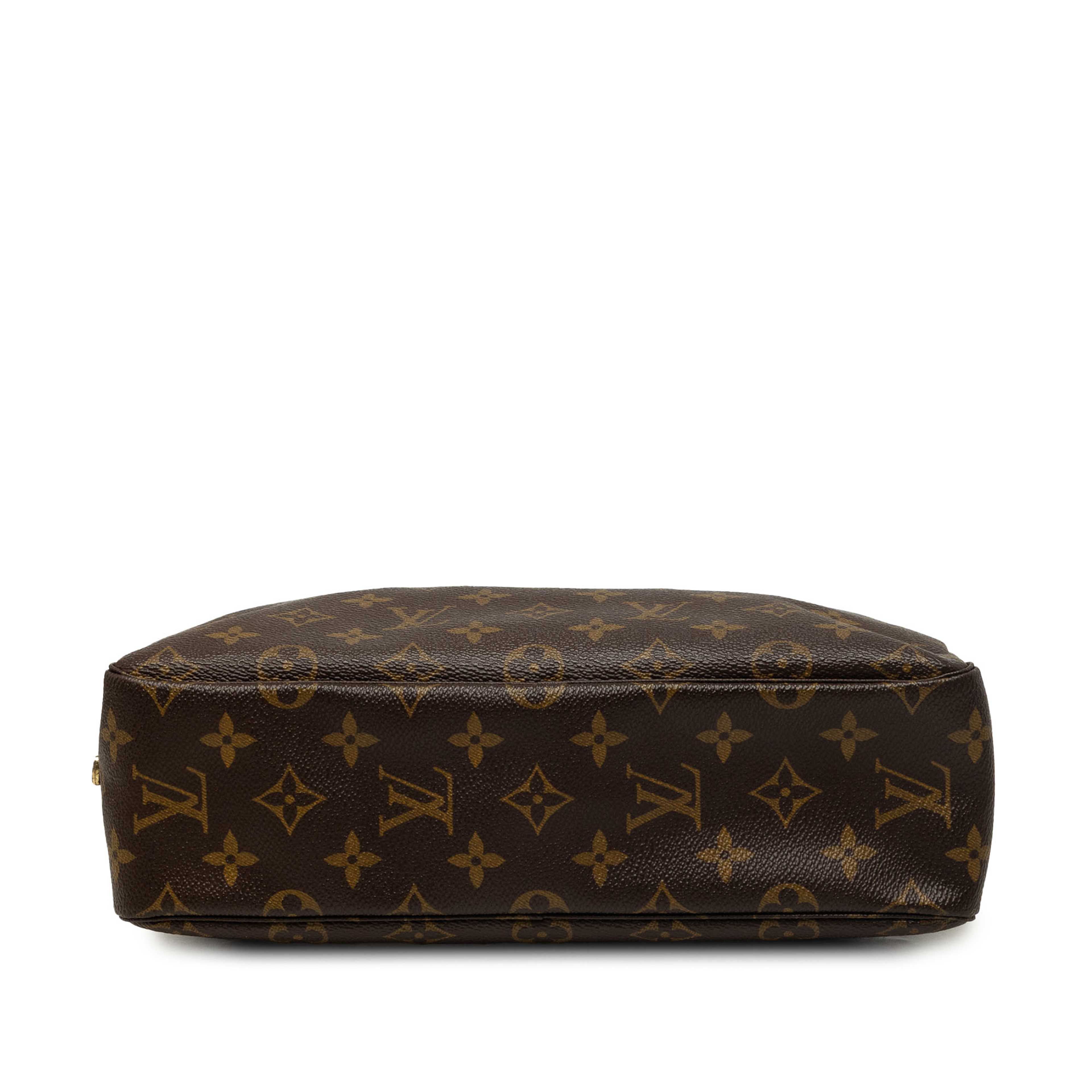 Louis Vuitton Monogram Trousse Toilette 28, från Luxclusif, i färgen brun. Klicka för att öppna bilden i stort format