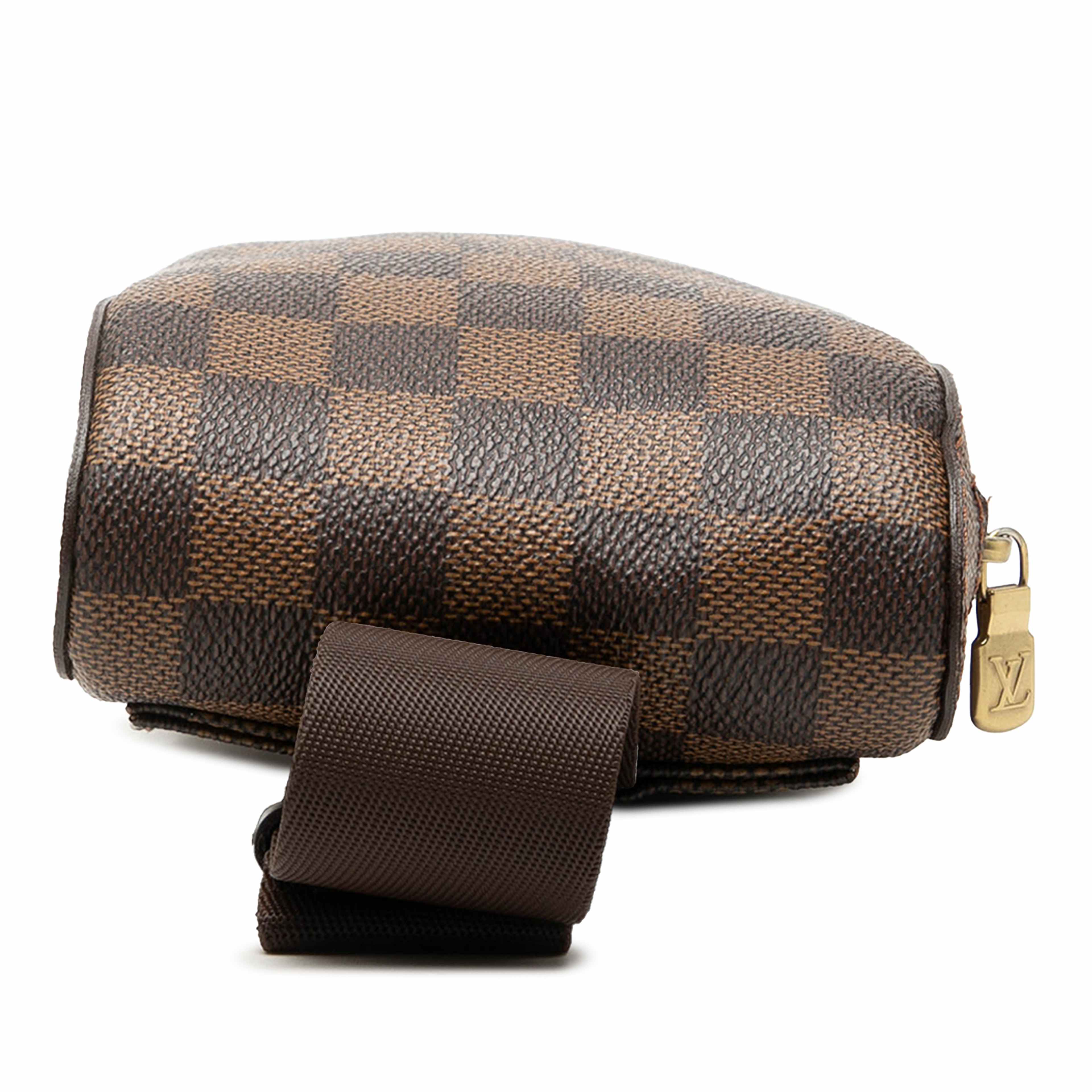 Louis Vuitton Damier Ebene Geronimos, från Luxclusif, i färgen brun. Klicka för att öppna bilden i stort format