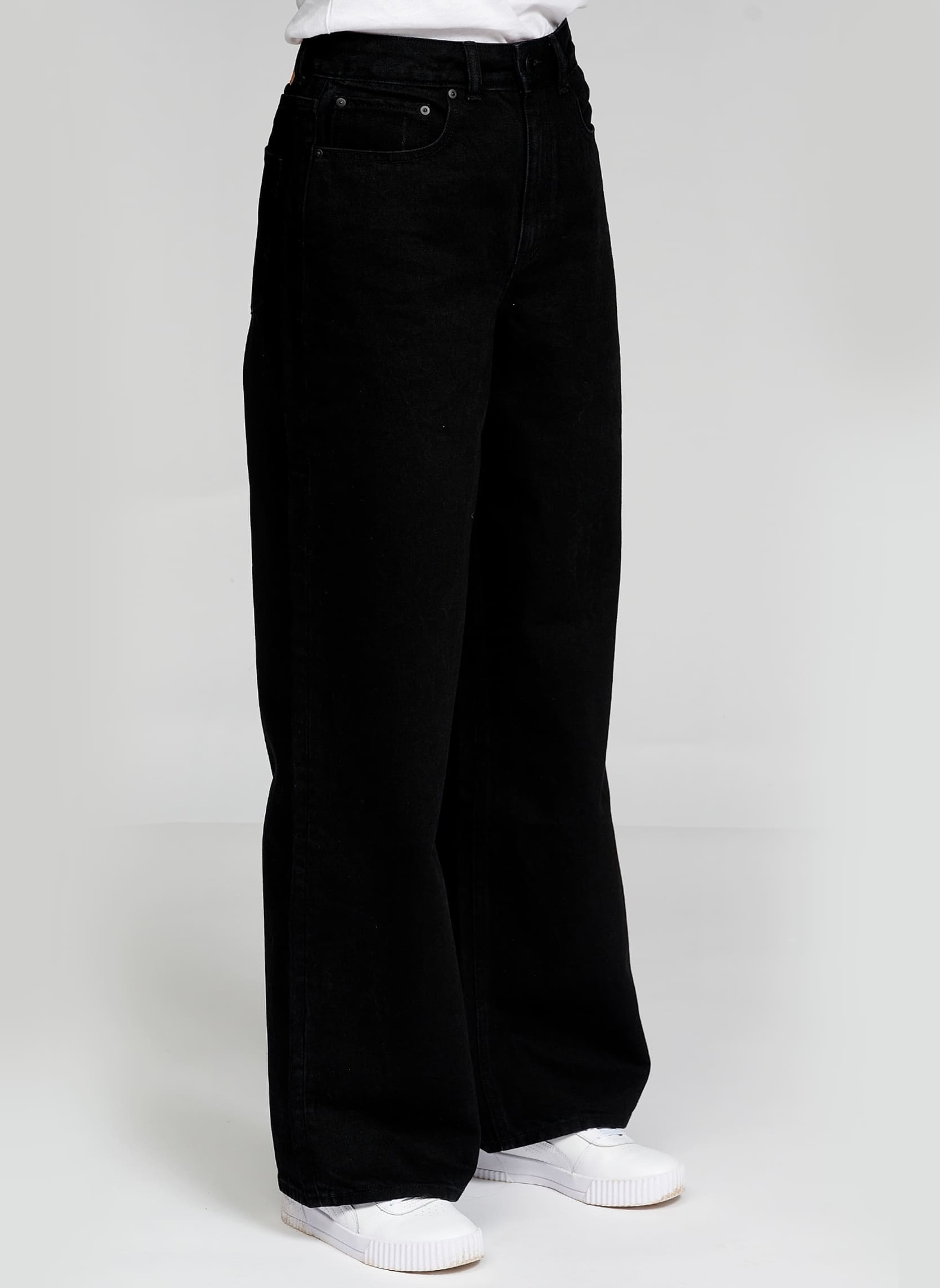Performance Wide Jeans